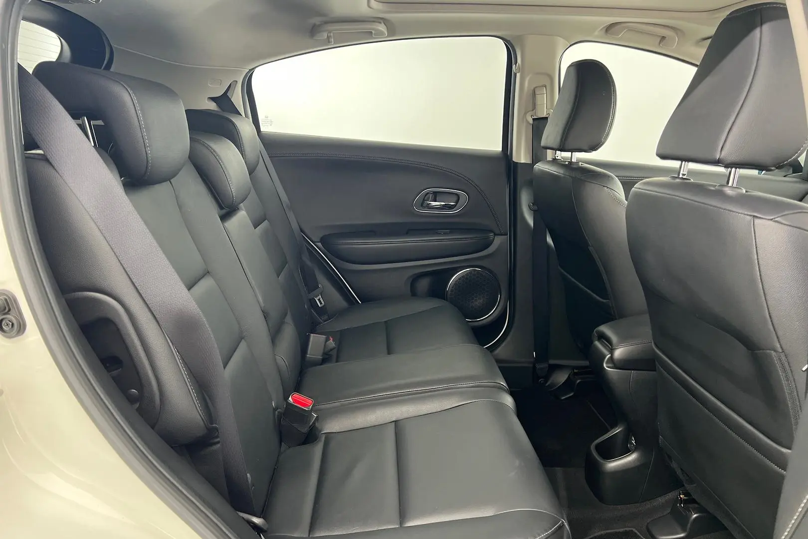 2016 Honda HR-V Gallery Image 16