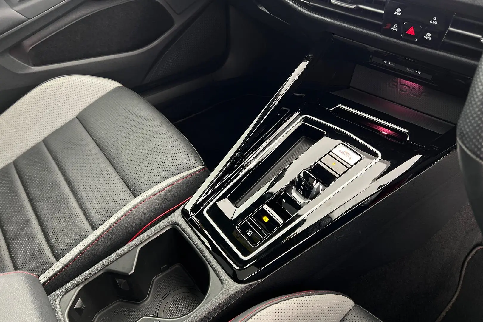 2023 Volkswagen Golf Gallery Image 14