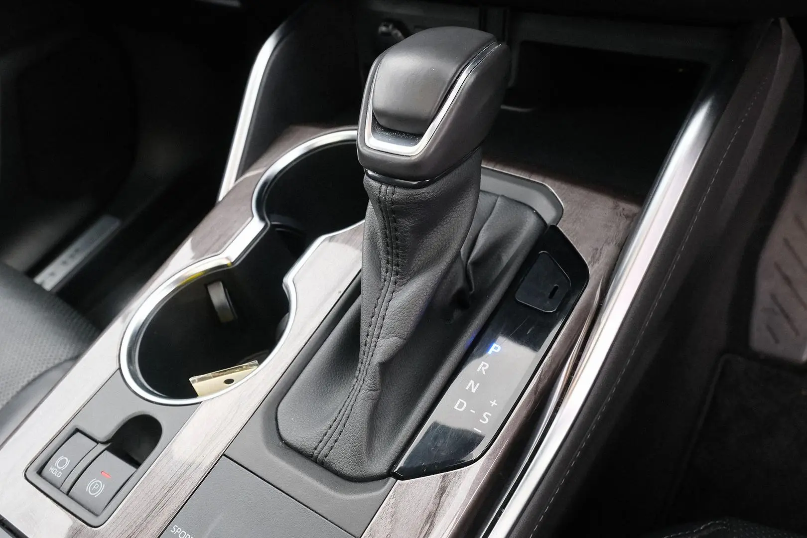 2021 Toyota Kluger Gallery Image 18