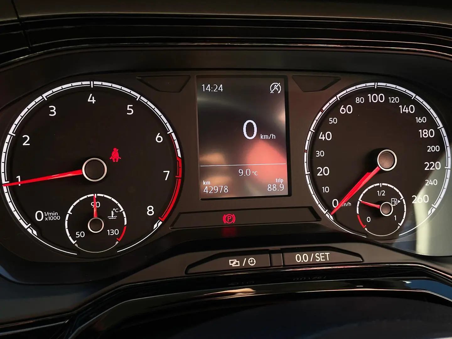 2020 Volkswagen Polo Gallery Image 21