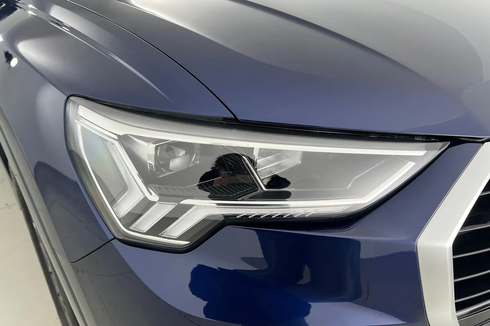 2021 Audi Q3 Gallery Image 2