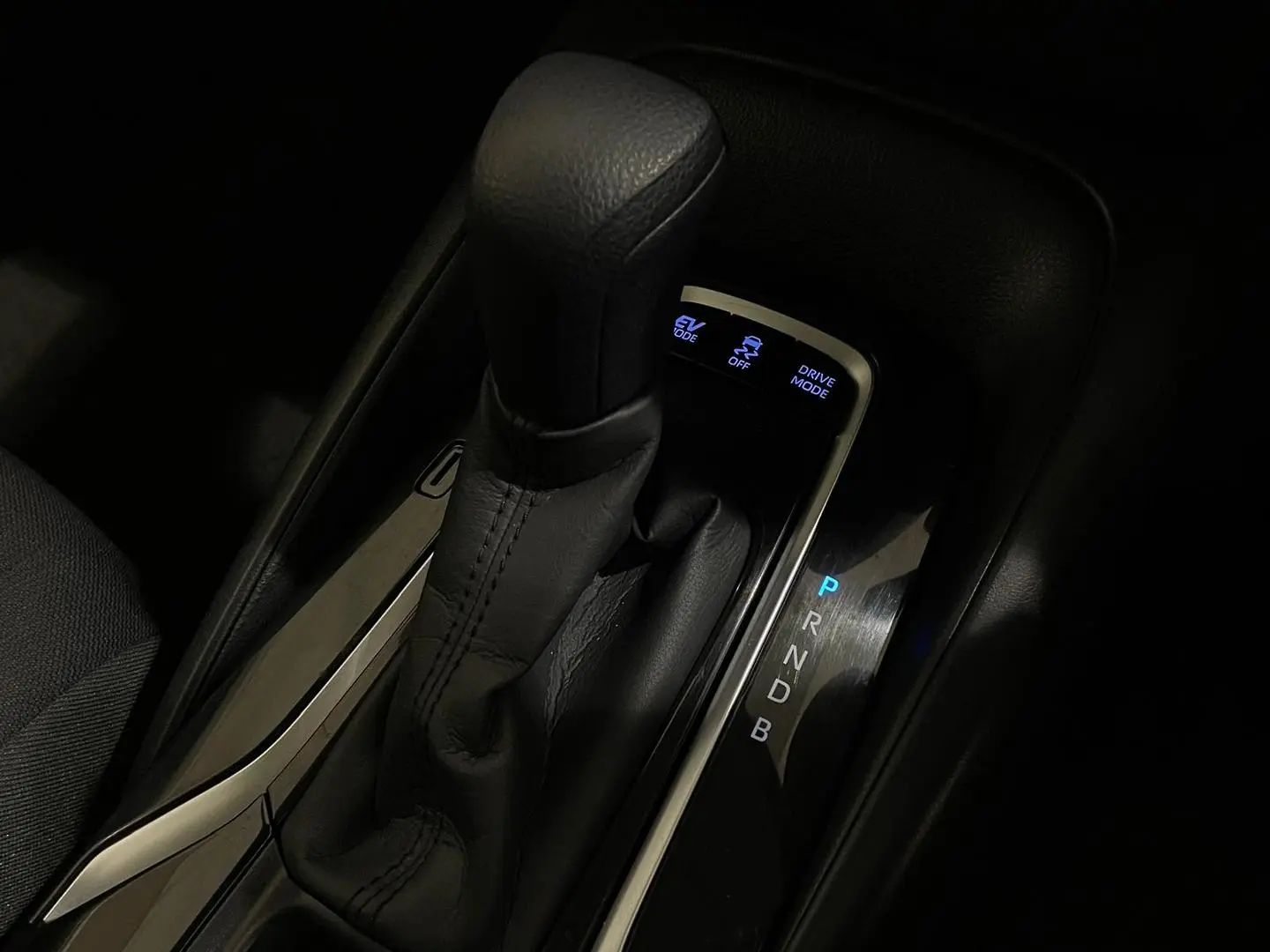 2021 Toyota Corolla Gallery Image 16
