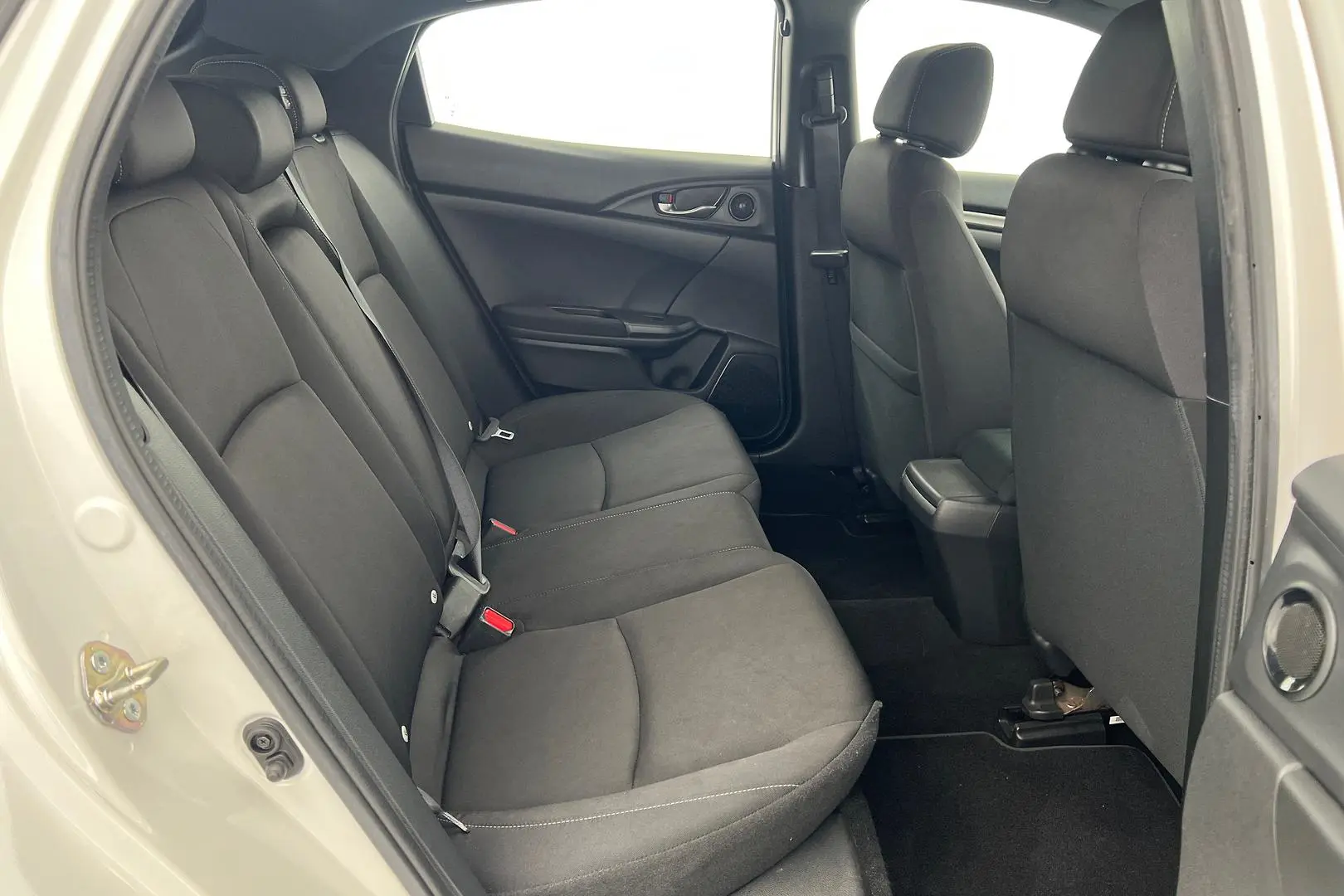 2019 Honda Civic Gallery Image 10