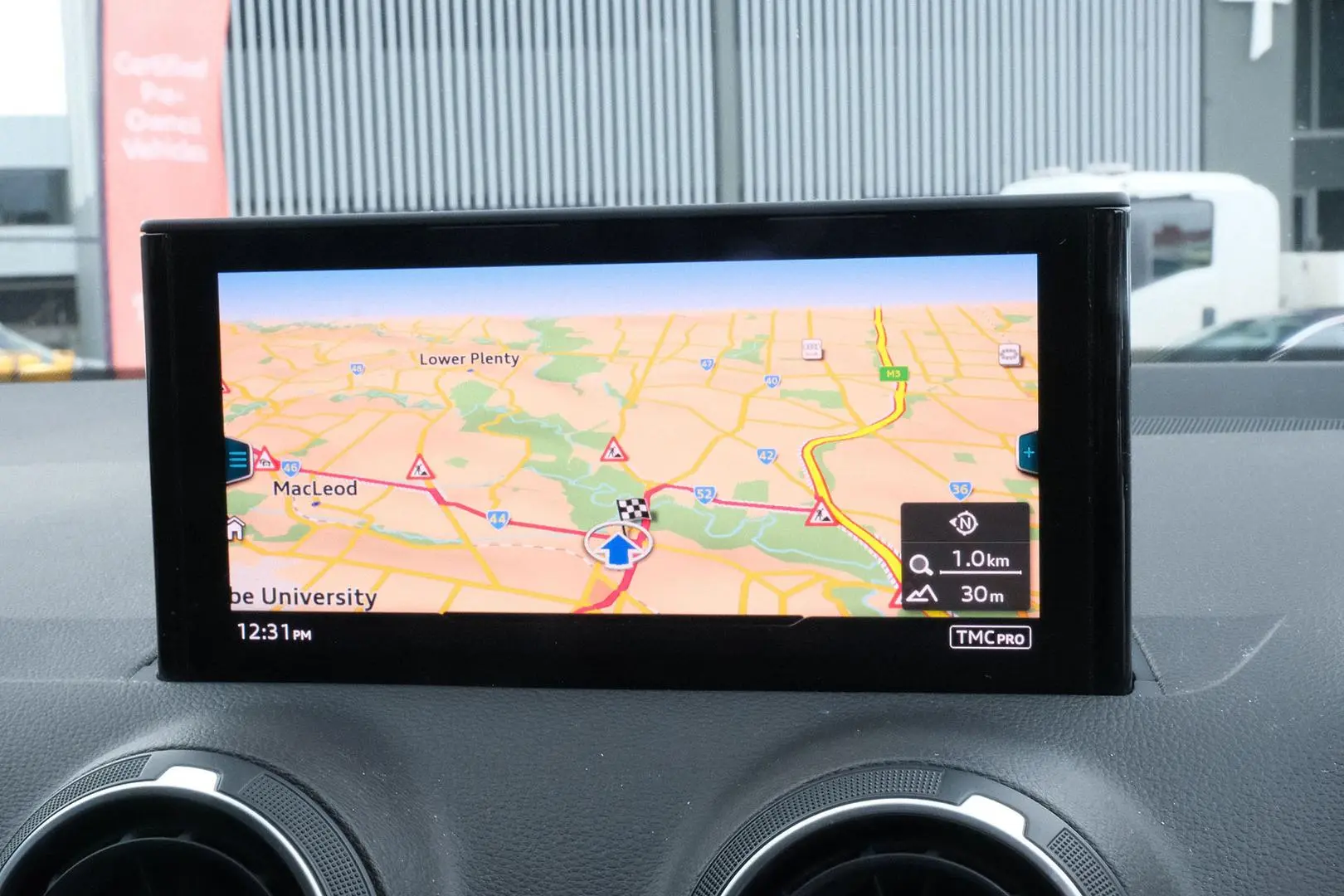 2019 Audi Q2 Gallery Image 8