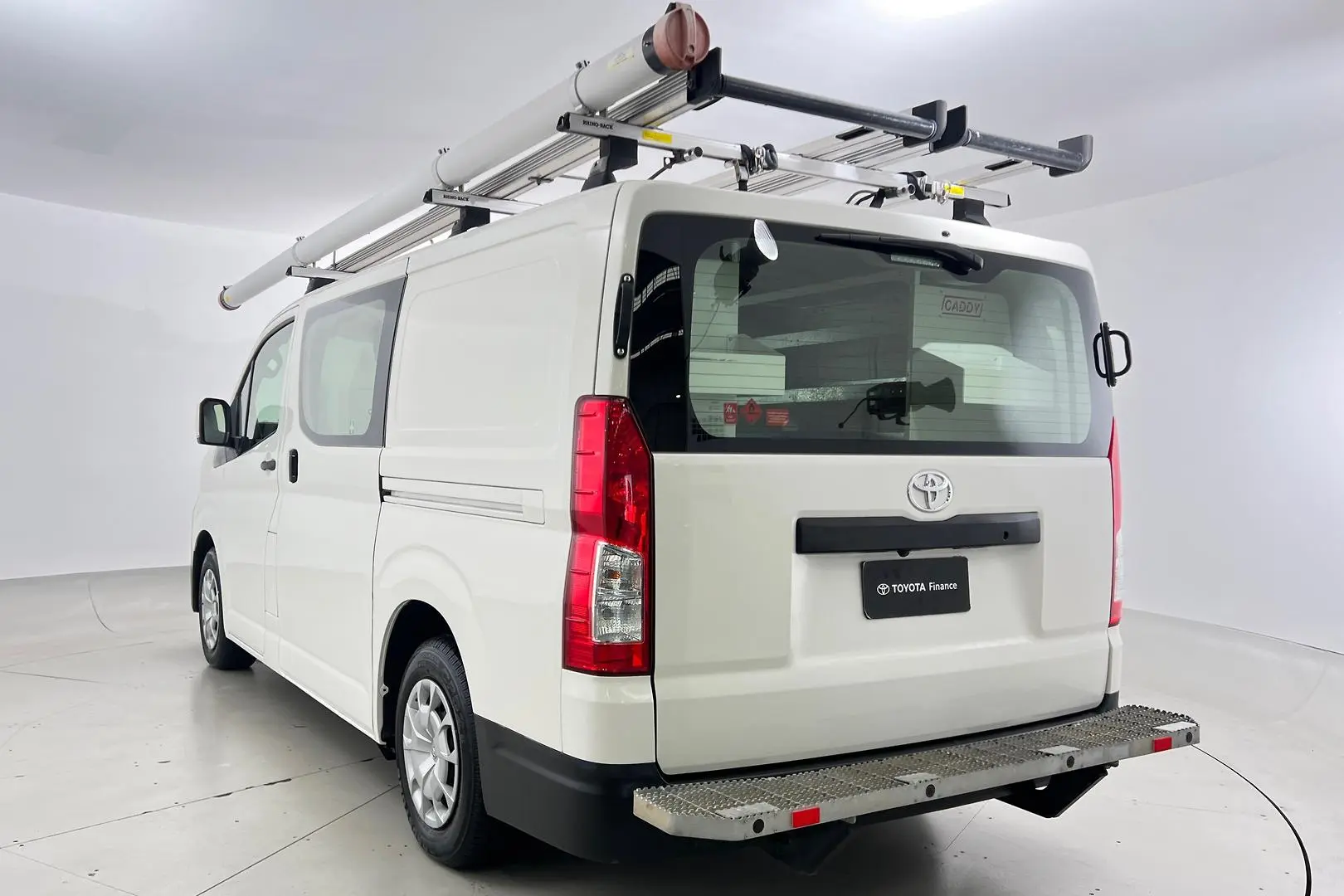 2021 Toyota Hiace Gallery Image 6