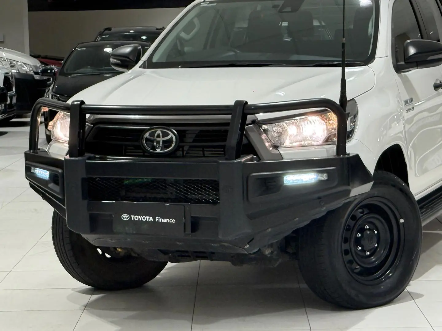 2022 Toyota Hilux Gallery Image 7