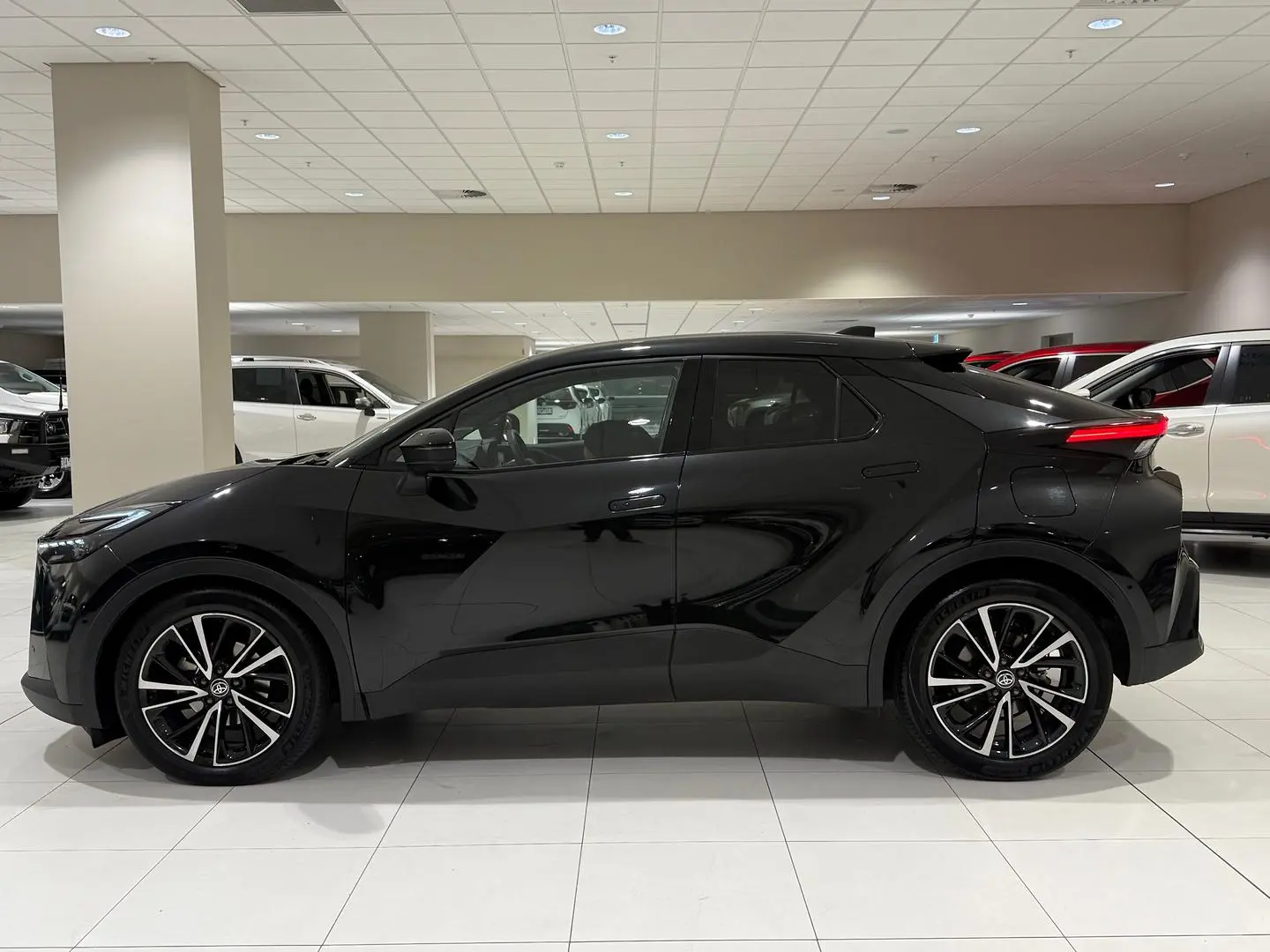 2024 Toyota C-HR Gallery Image 6