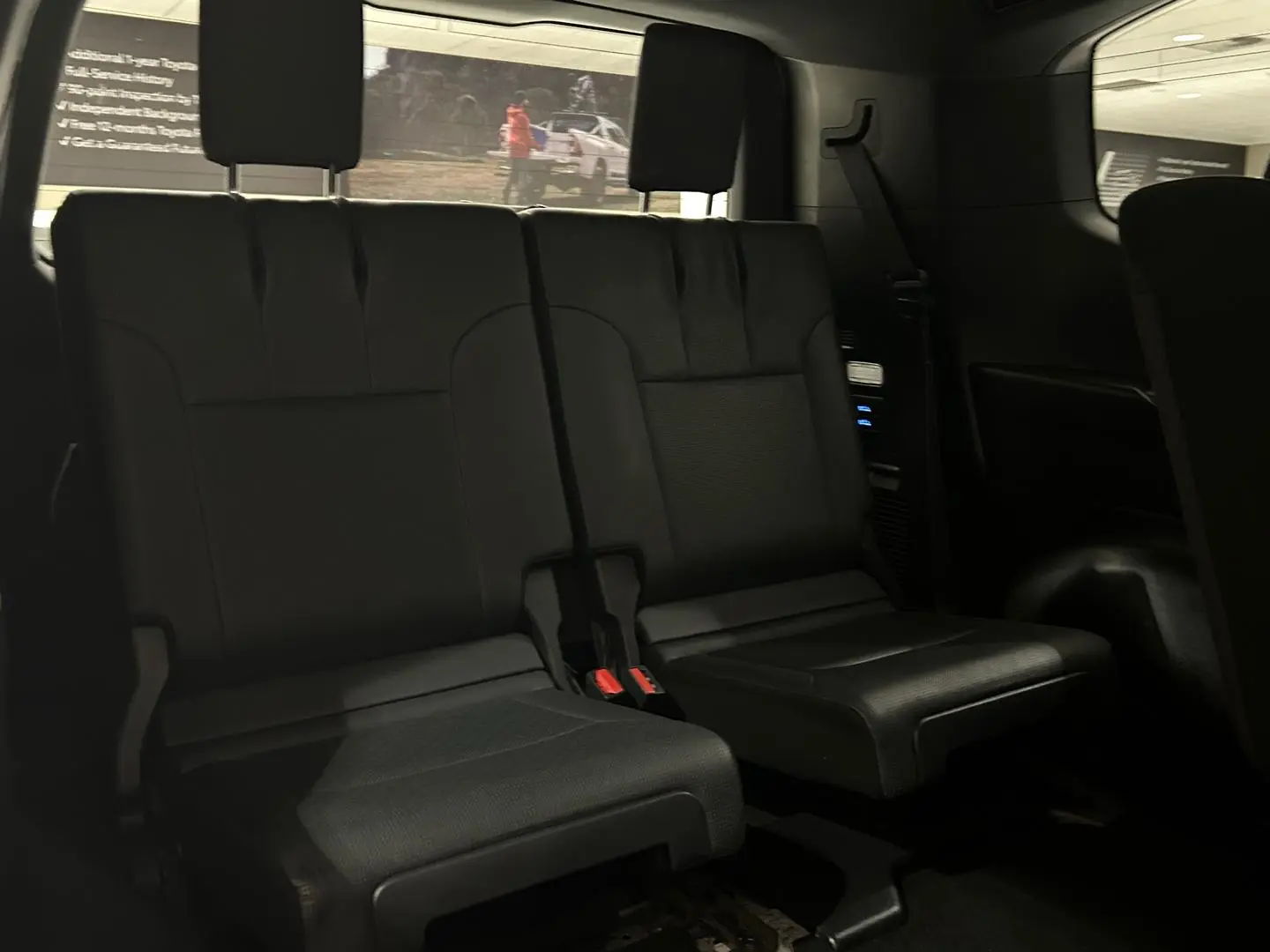 2022 Toyota Landcruiser Gallery Image 12