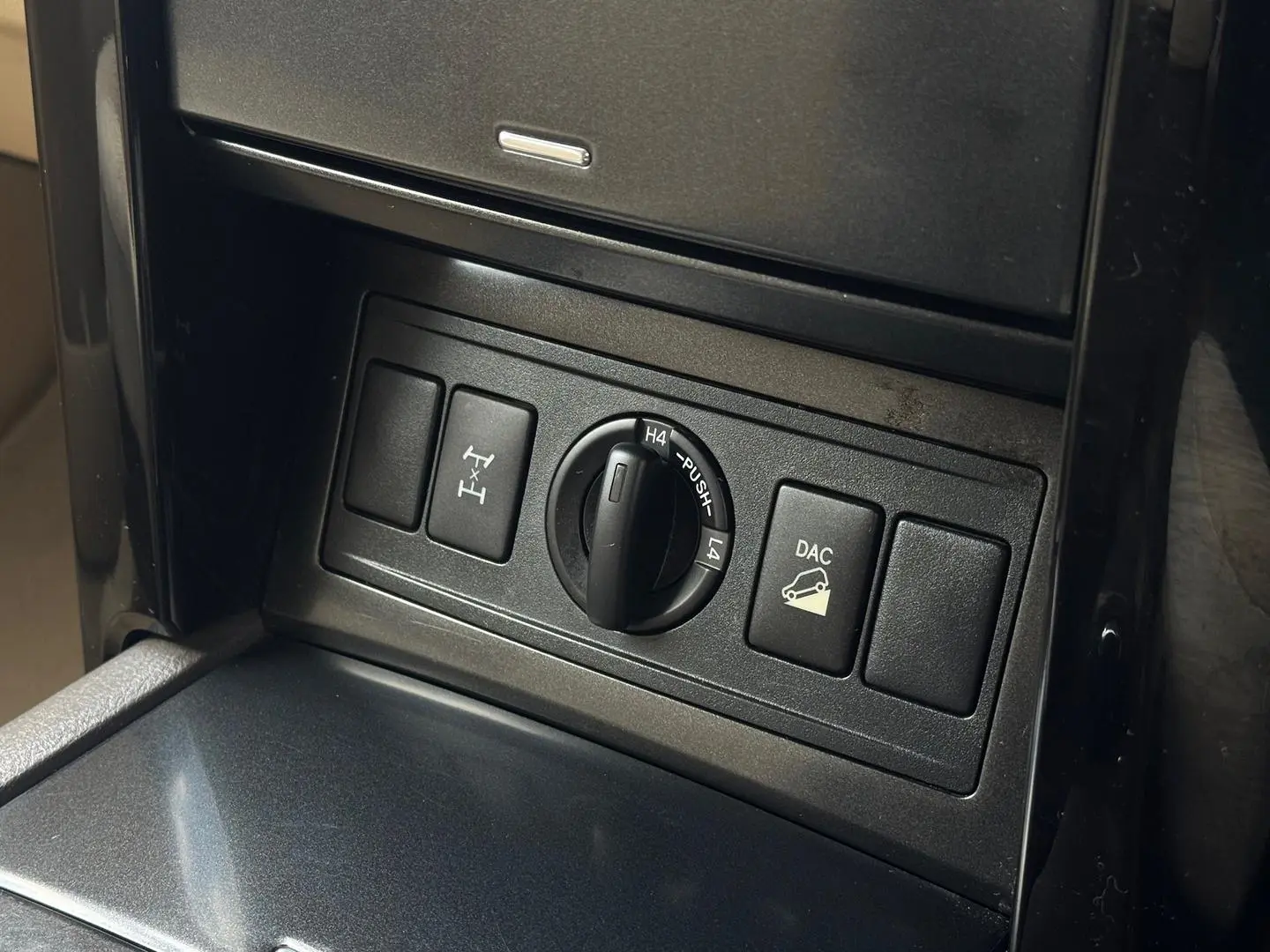 2014 Toyota Landcruiser Prado Gallery Image 15