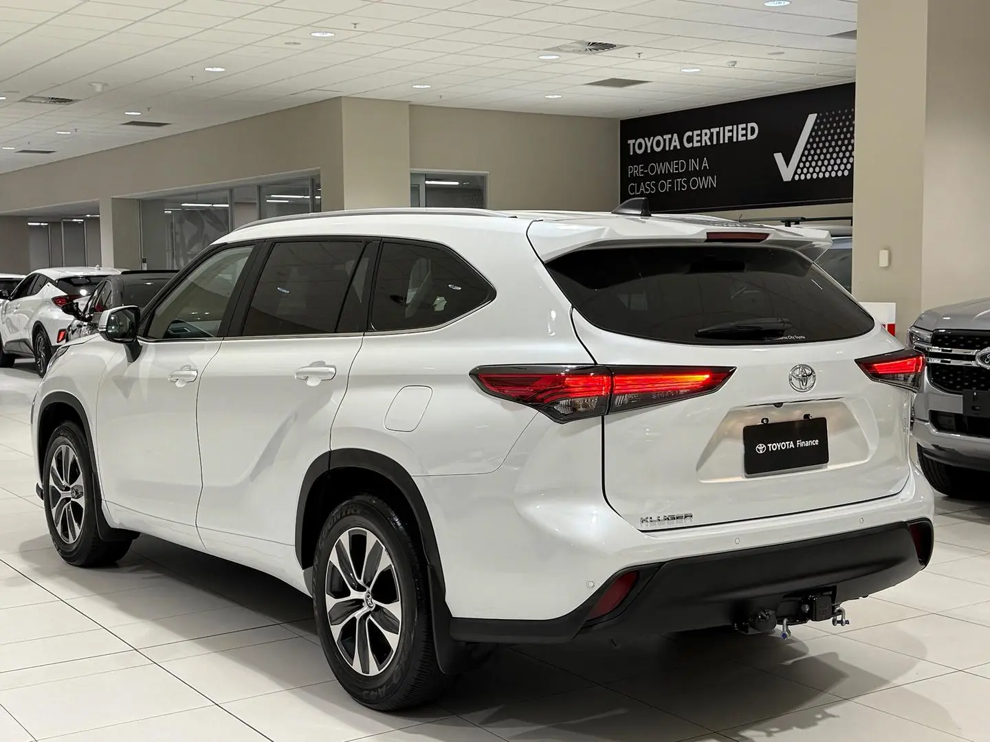2023 Toyota Kluger Gallery Image 8