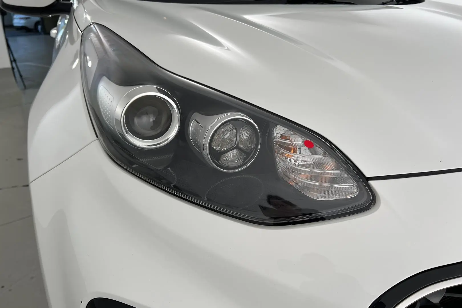 2019 Kia Sportage Gallery Image 2