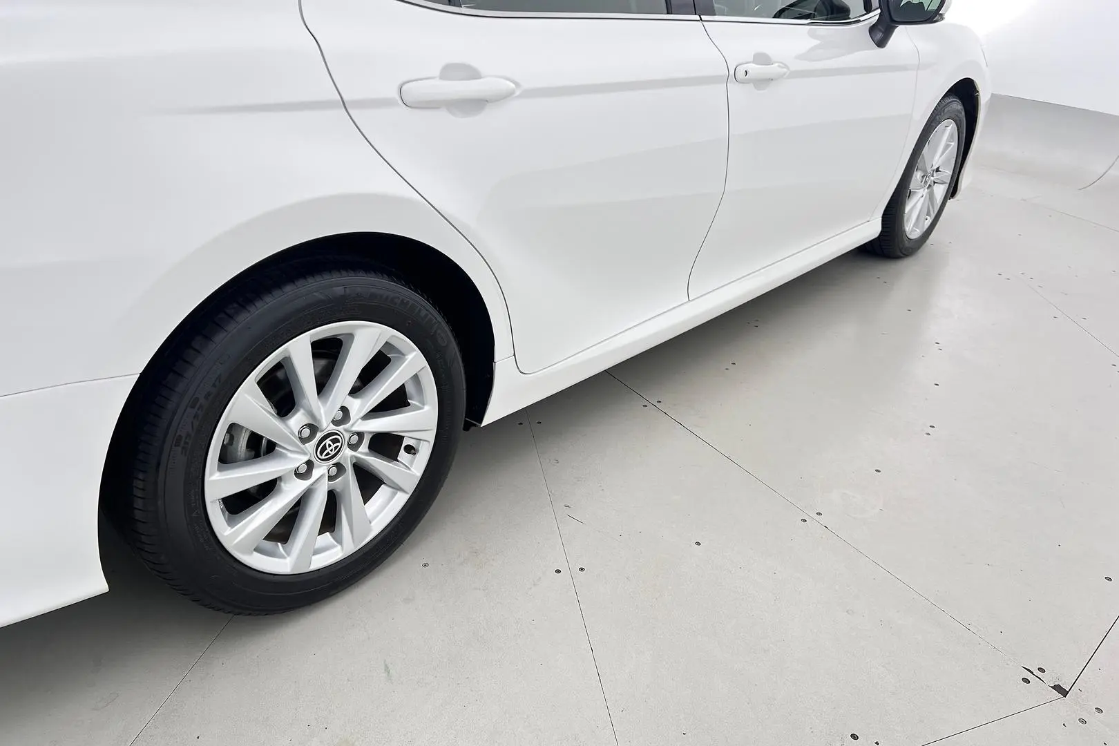 2024 Toyota Camry Gallery Image 9