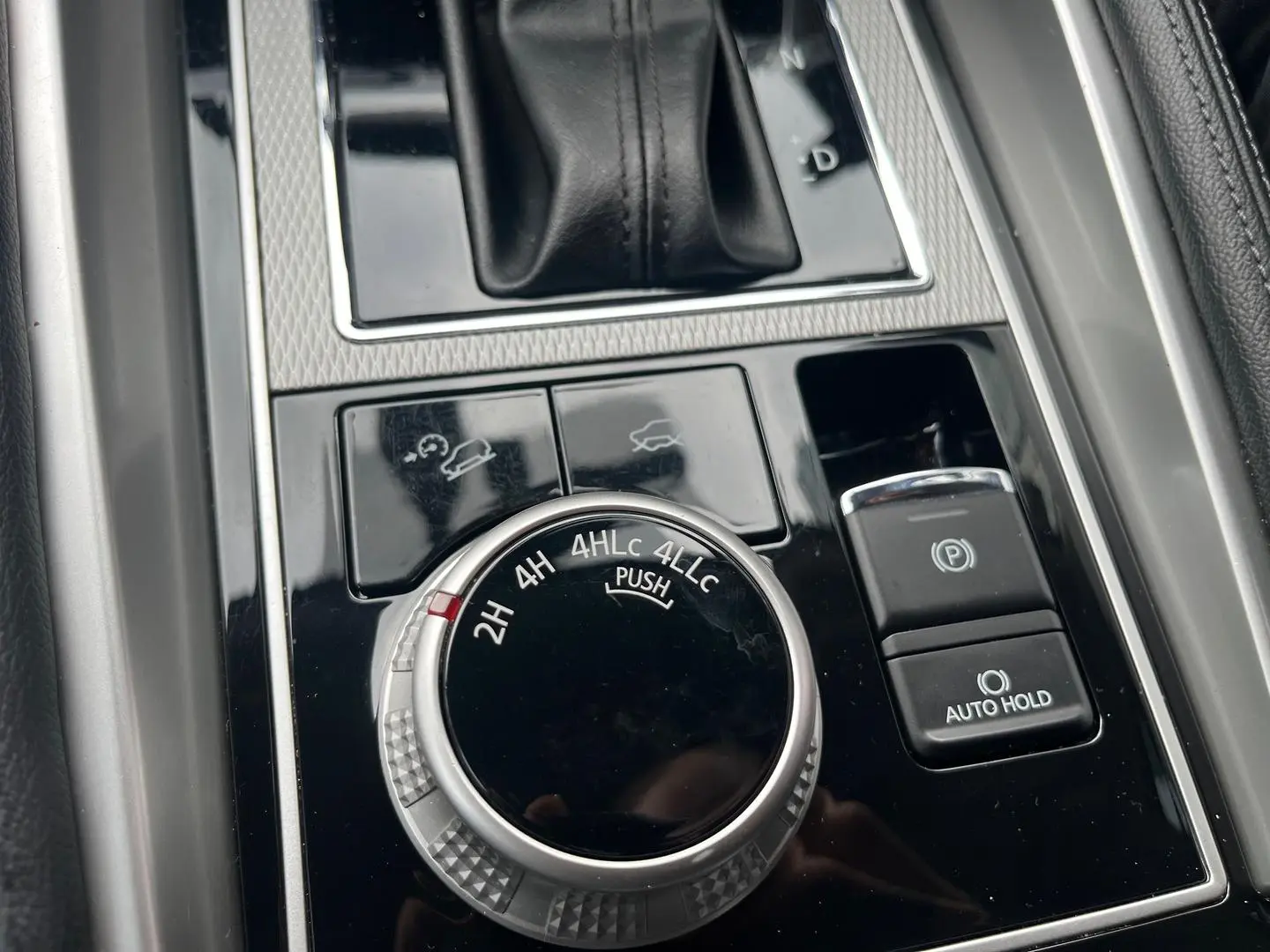 2023 Mitsubishi Pajero Sport Gallery Image 25