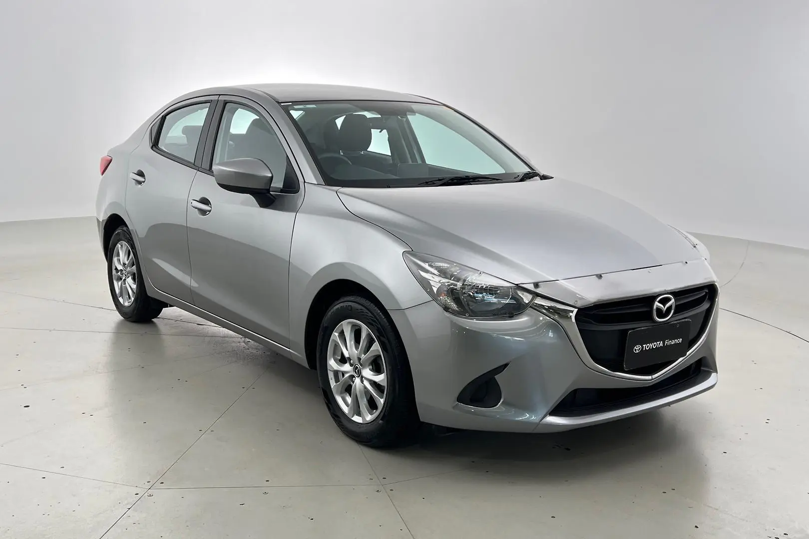 2016 Mazda 2 Gallery Image 1