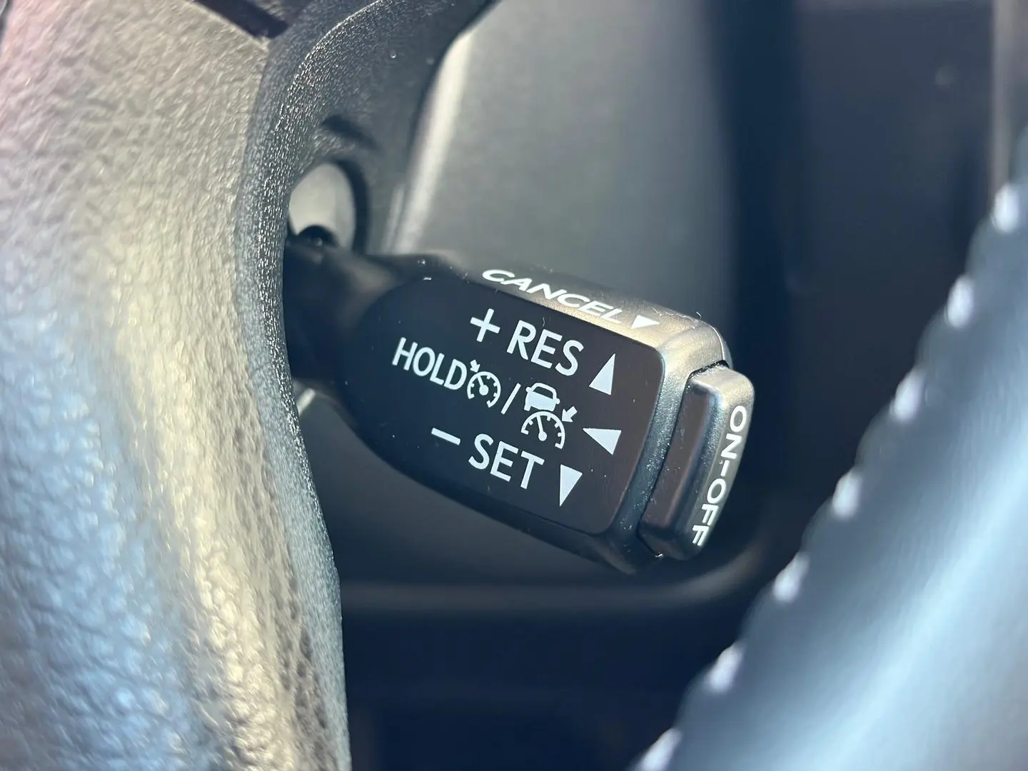 2022 Toyota Landcruiser Prado Gallery Image 23