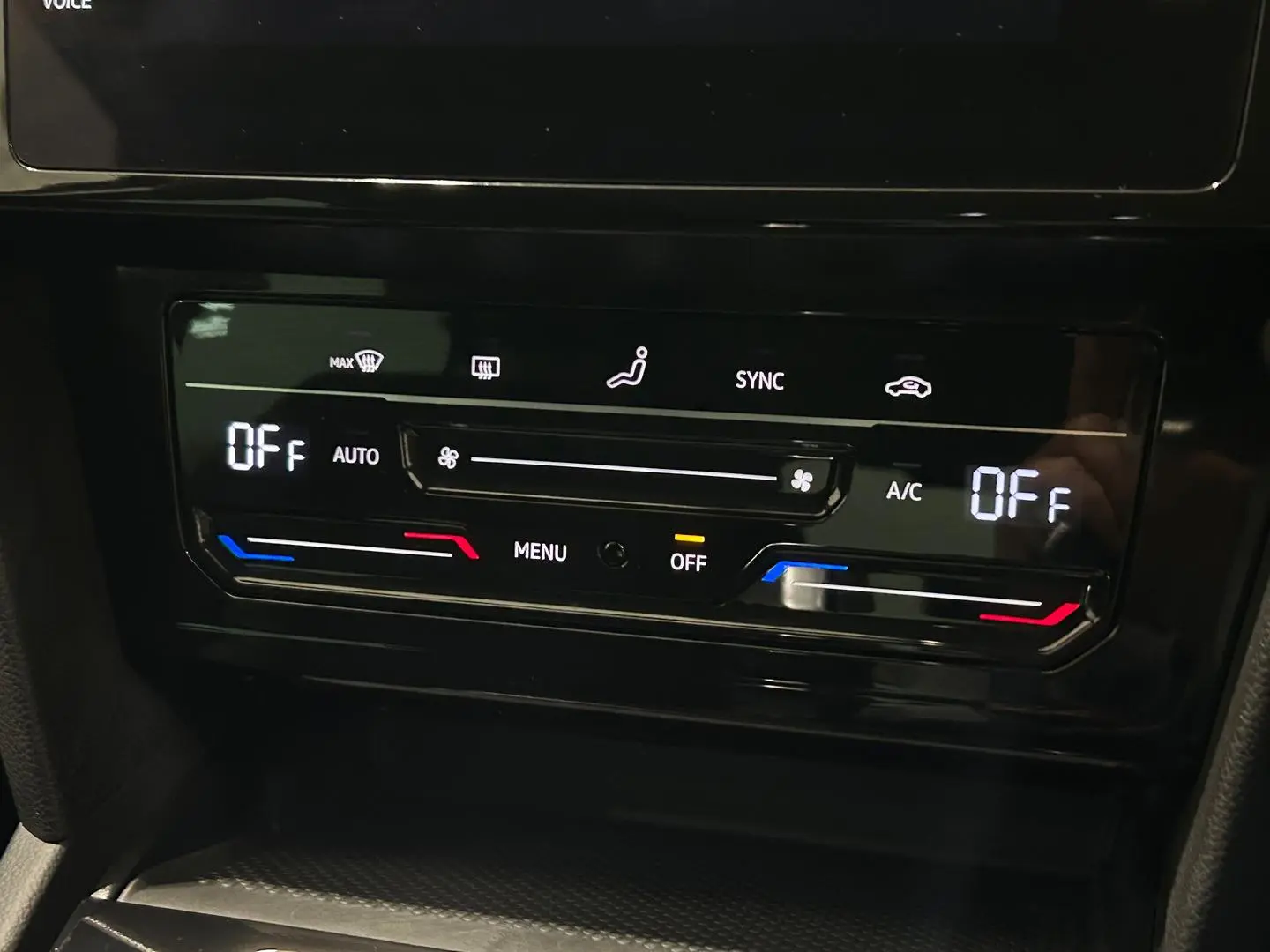2022 Volkswagen Passat Gallery Image 16