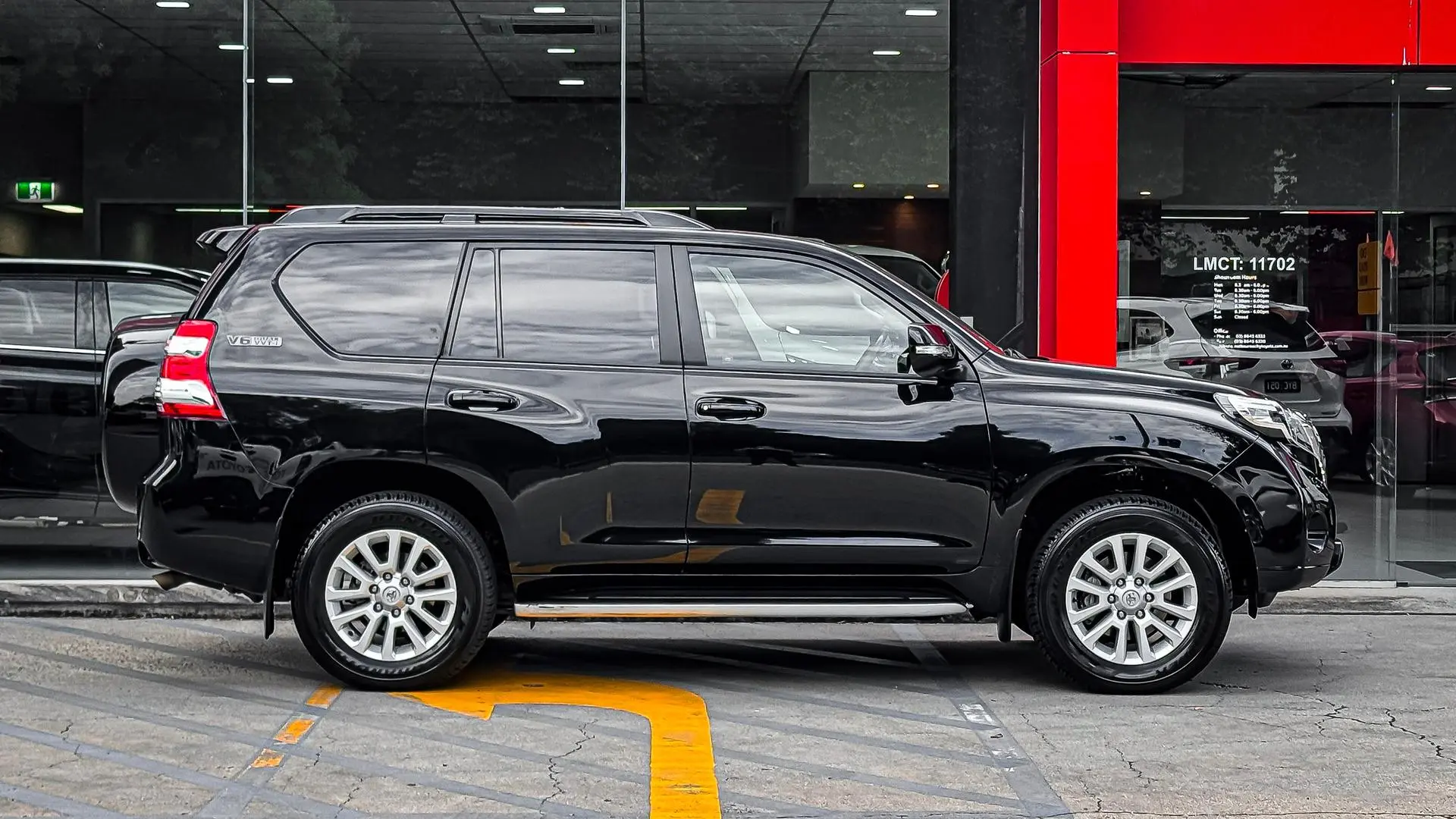 2016 Toyota Landcruiser Prado Gallery Image 6