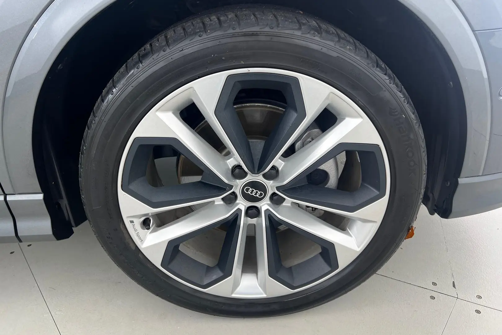 2021 Audi Q3 Gallery Image 21
