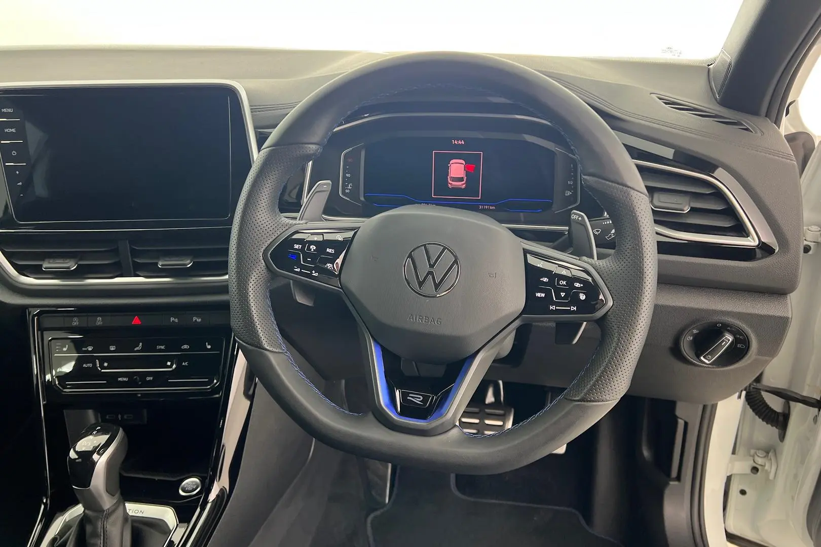 2022 Volkswagen T-Roc Gallery Image 14