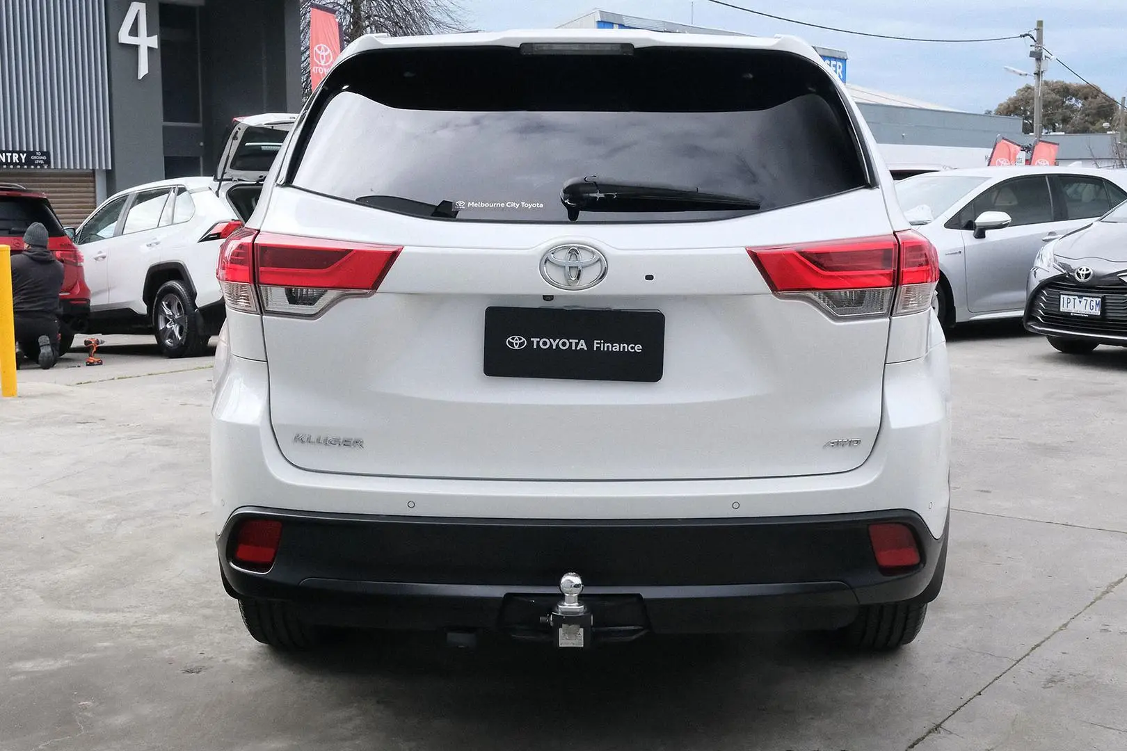 2019 Toyota Kluger Gallery Image 4
