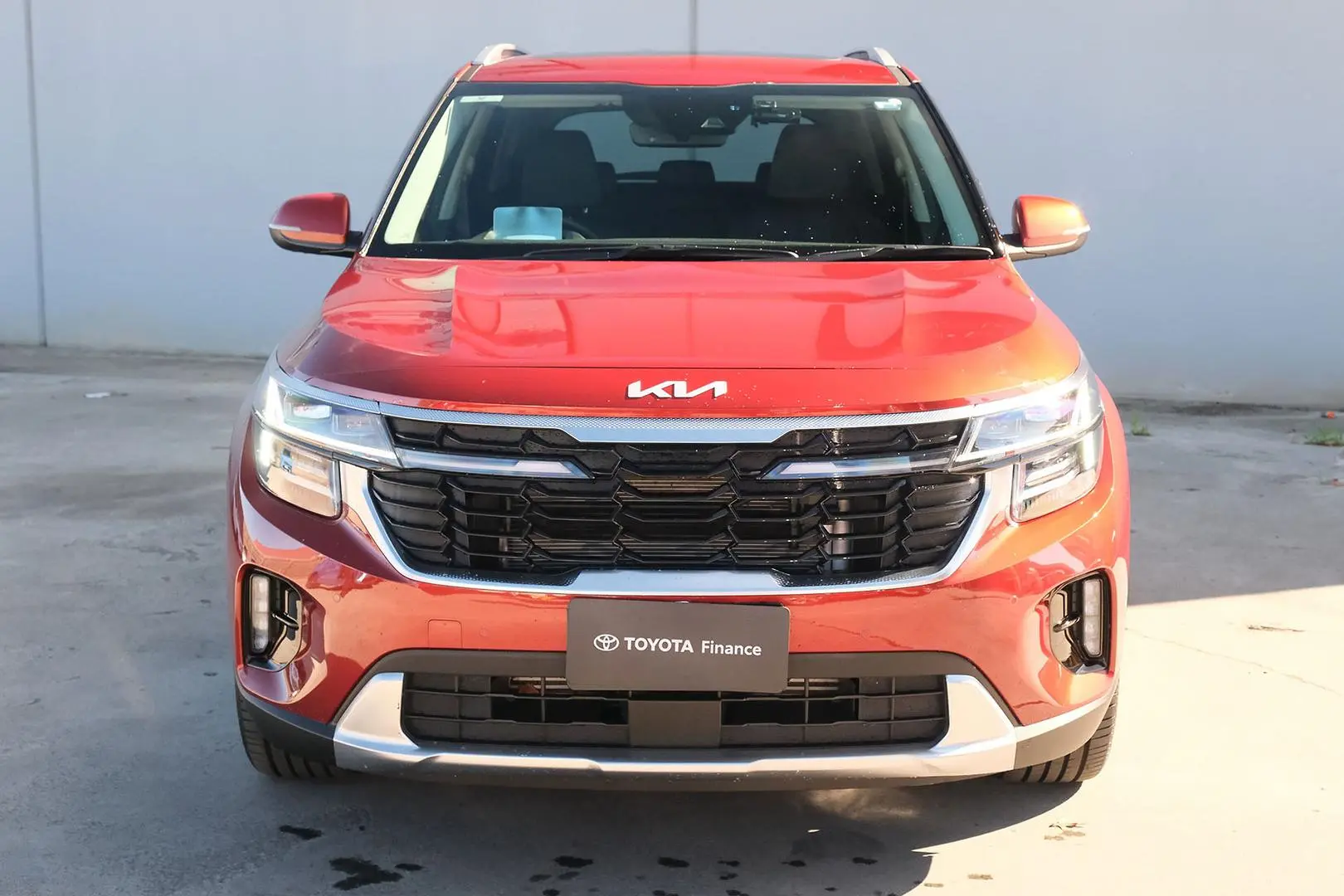 2023 Kia Seltos Gallery Image 3