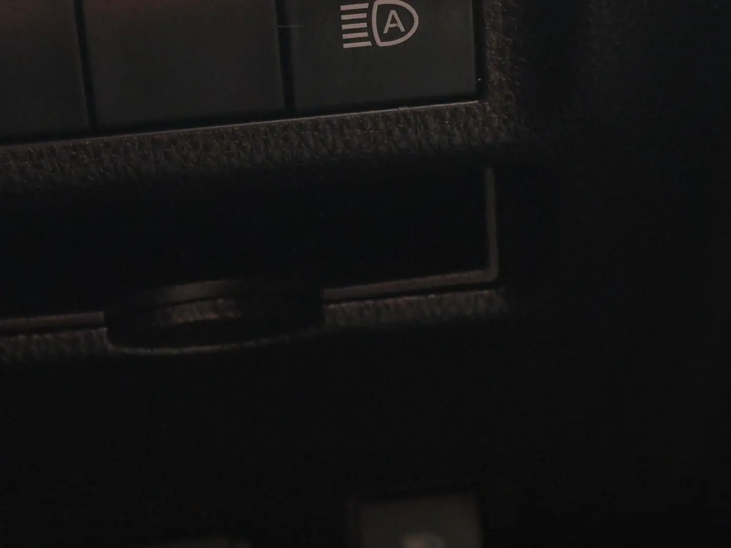 2021 Toyota RAV4 Gallery Image 23
