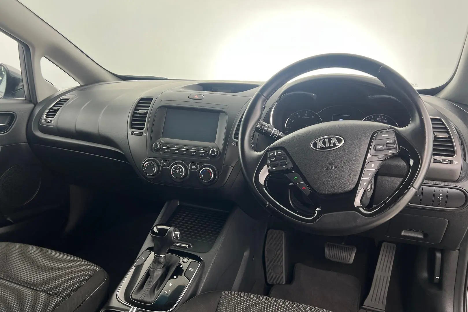 2017 Kia Cerato Gallery Image 14