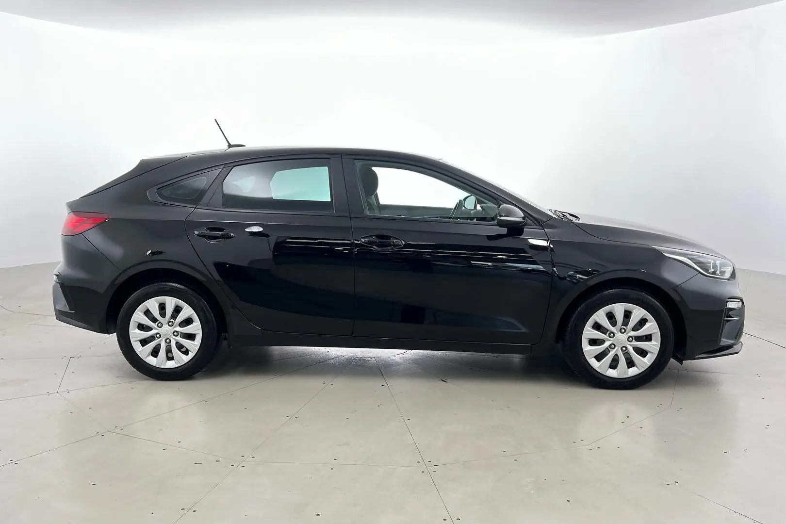 2020 Kia Cerato Gallery Image 3