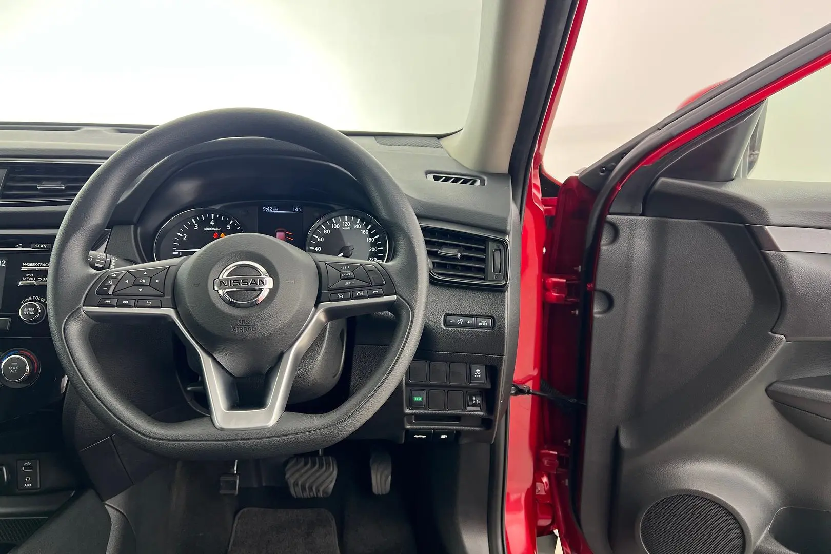 2019 Nissan X-TRAIL Gallery Image 15