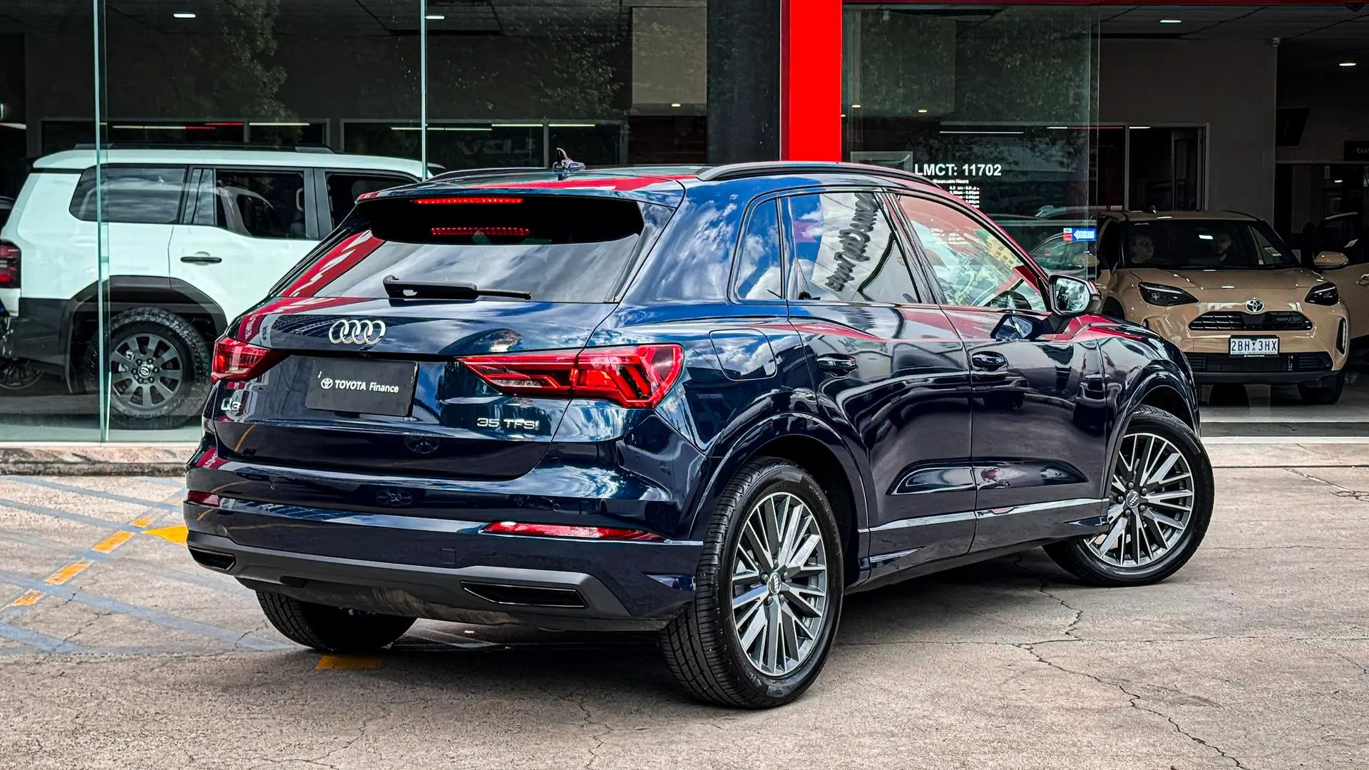 2020 Audi Q3 Image 6