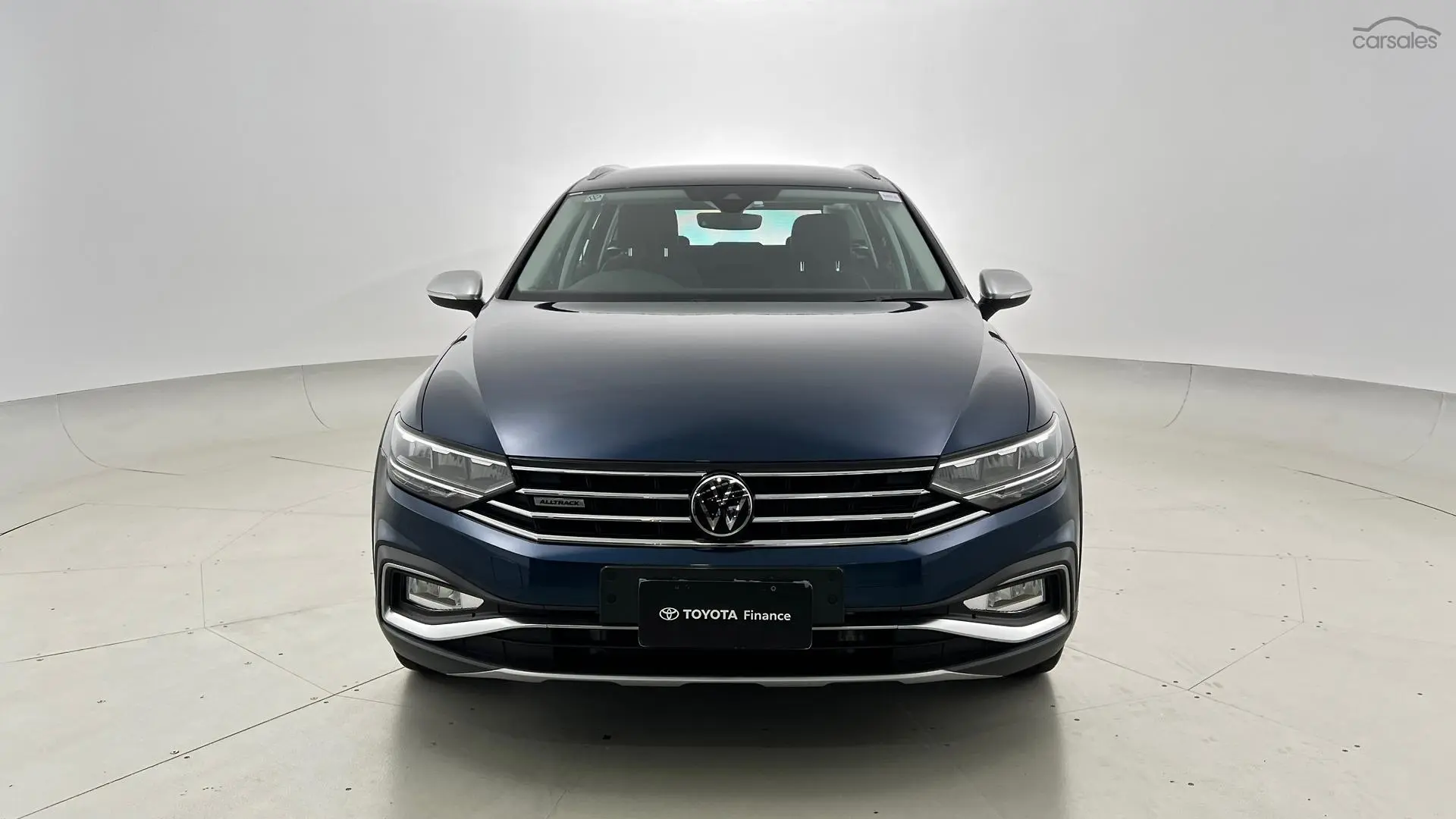 2022 Volkswagen Passat Image 9