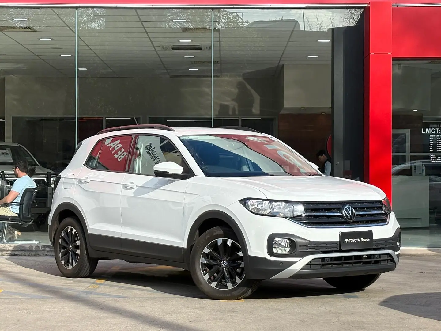 2022 Volkswagen T-Cross Gallery Image 1