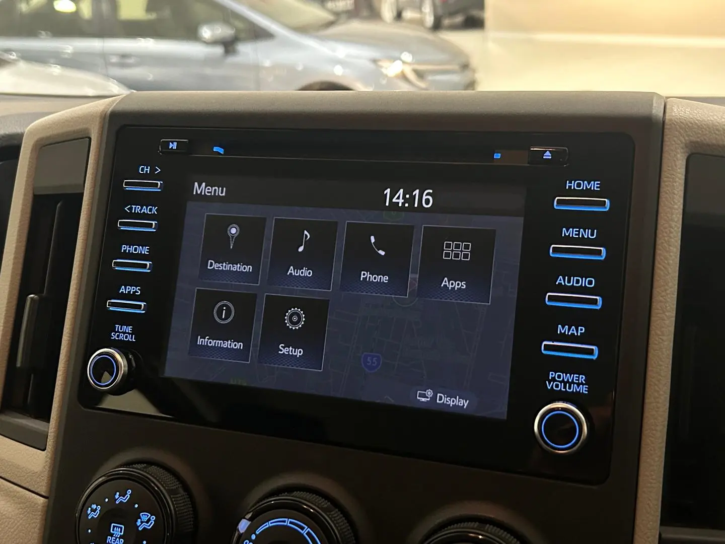 2020 Toyota Hiace Gallery Image 15