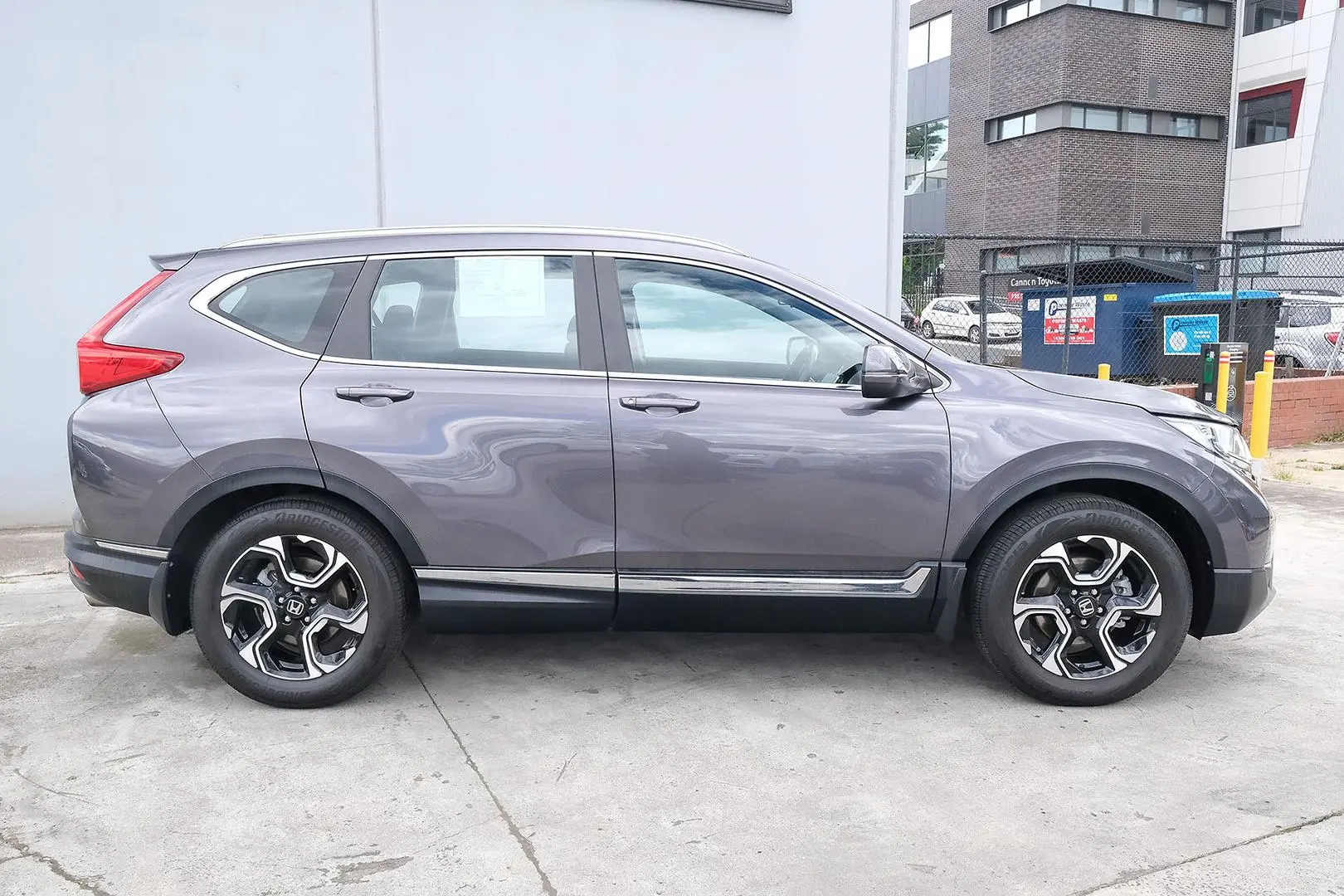 2017 Honda CR-V Gallery Image 5