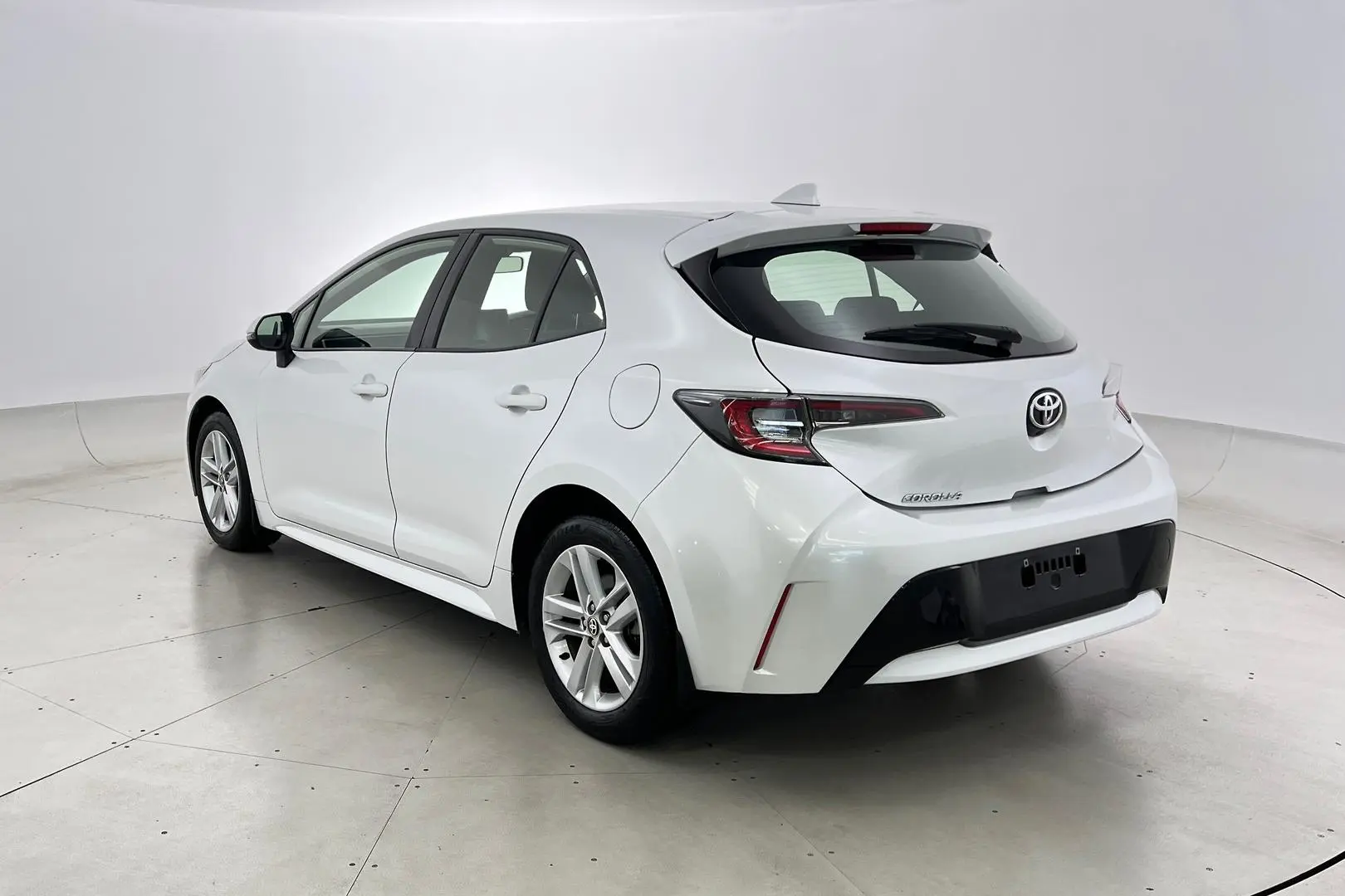 2021 Toyota Corolla Gallery Image 6