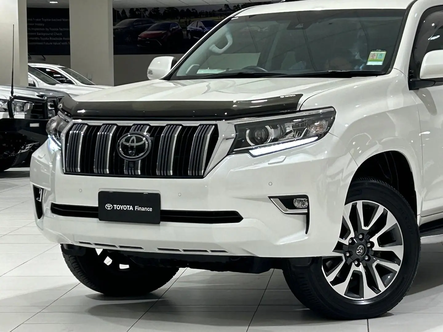 2023 Toyota Landcruiser Prado Gallery Image 7