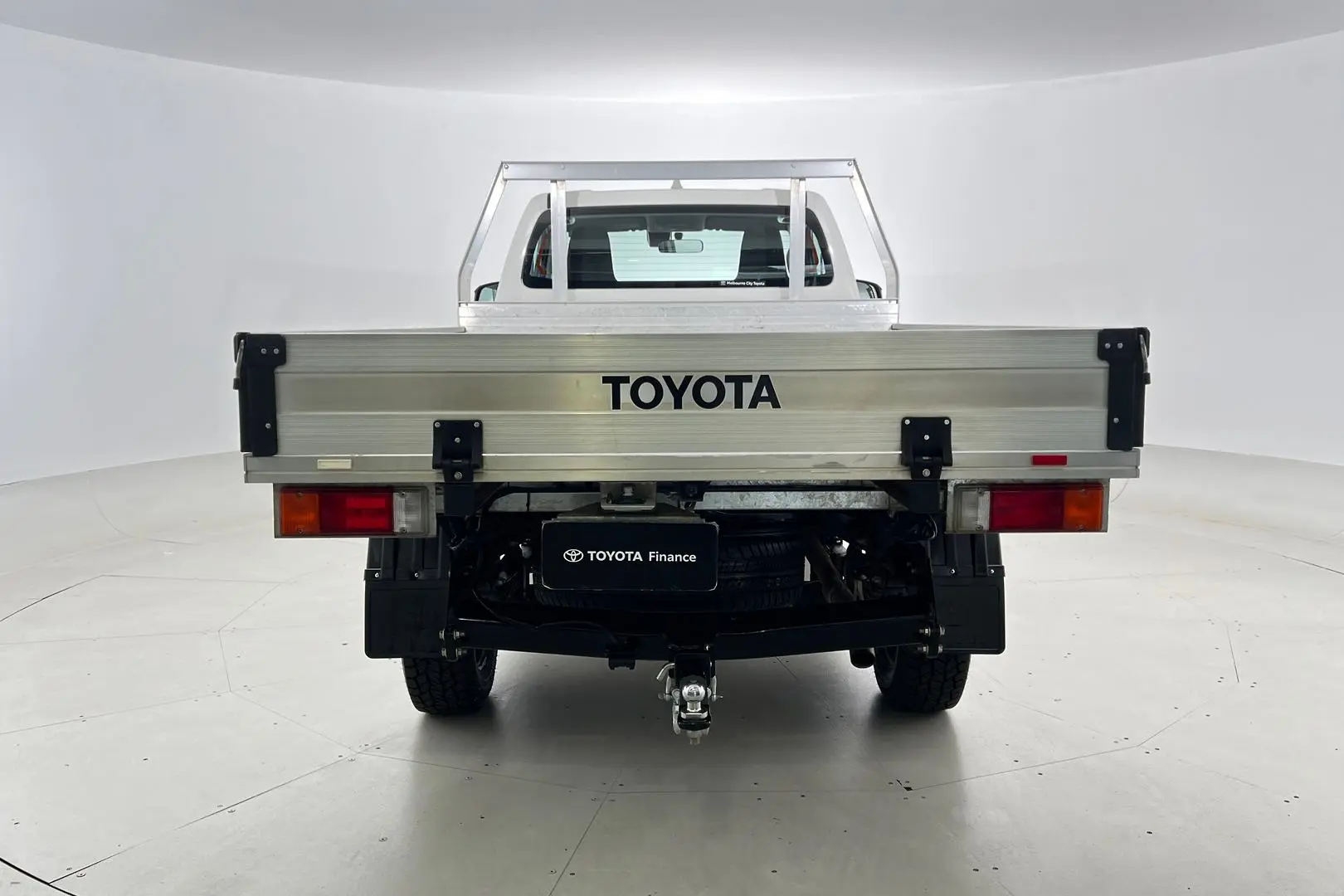 2021 Toyota Hilux Gallery Image 7