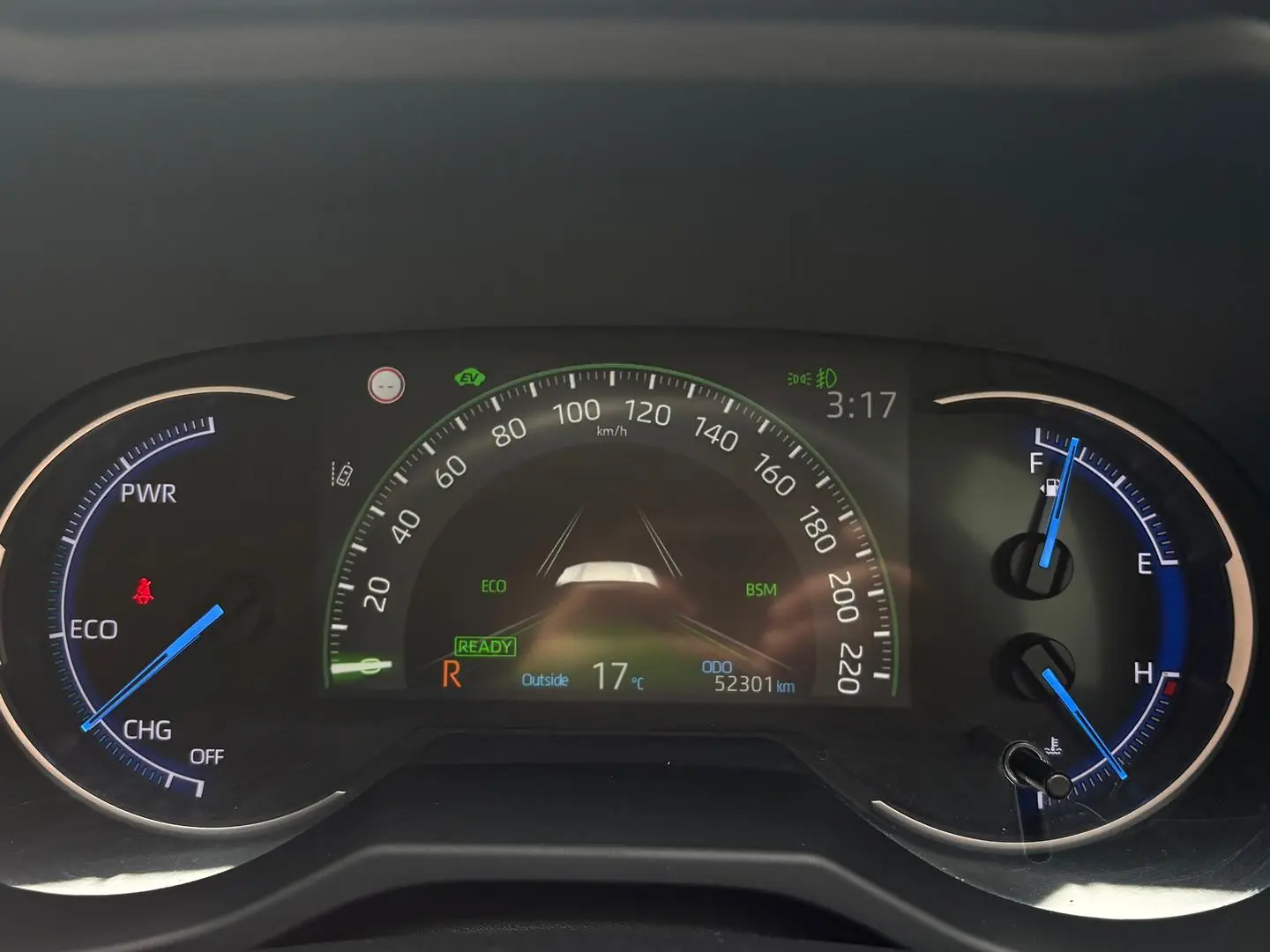 2019 Toyota RAV4 Gallery Image 18