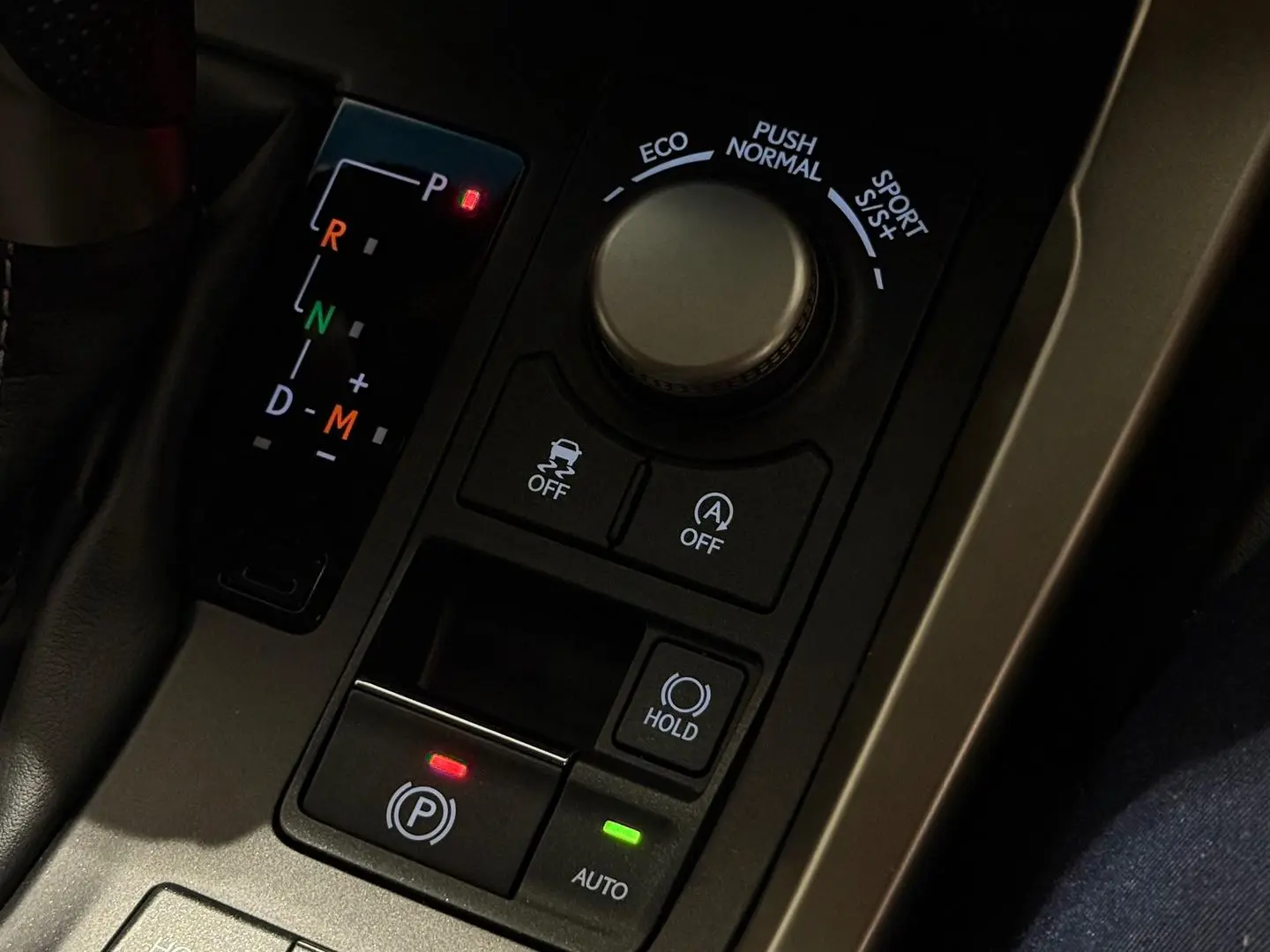 2017 Lexus NX Gallery Image 22