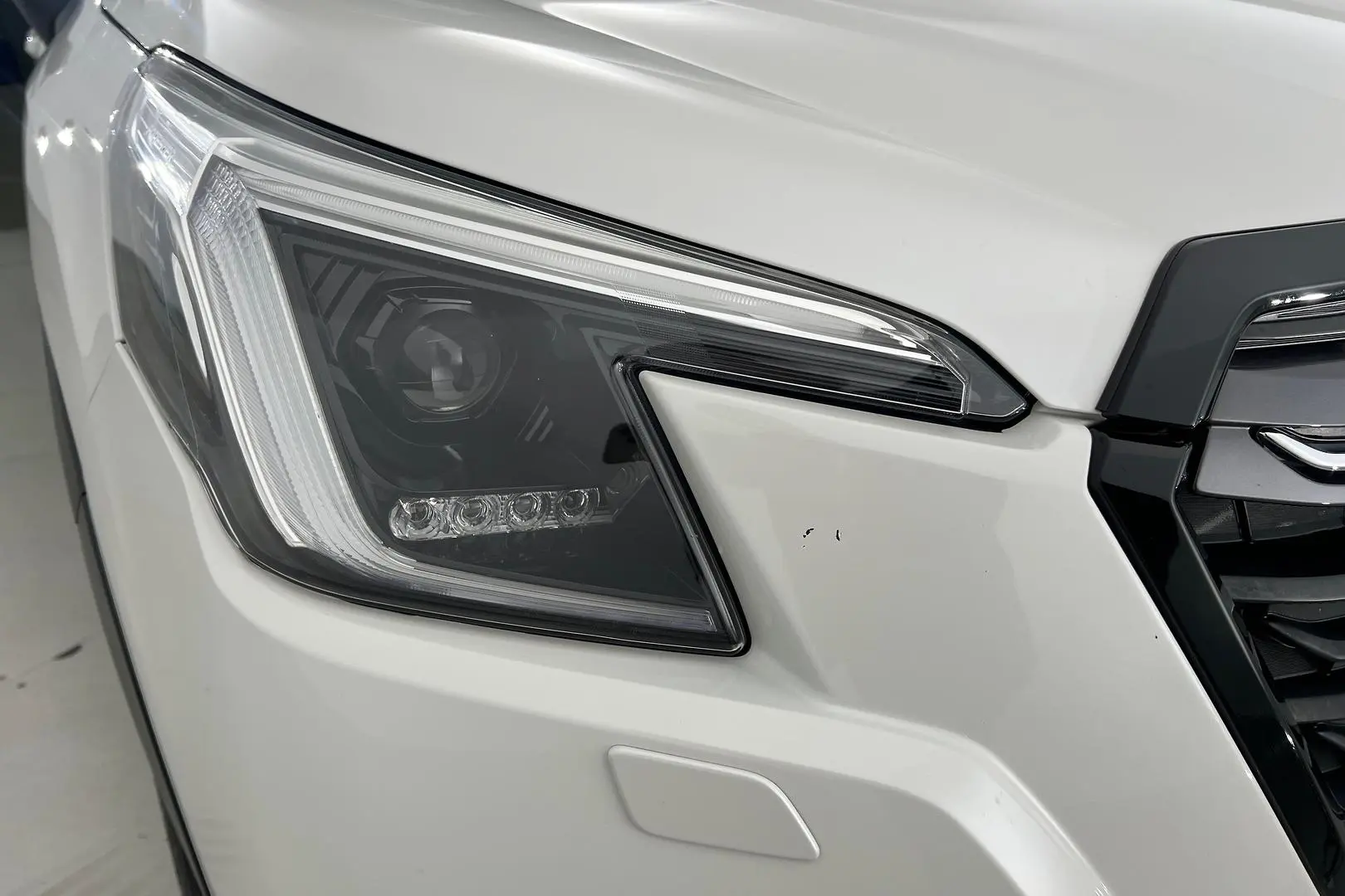 2024 Subaru Forester Gallery Image 2