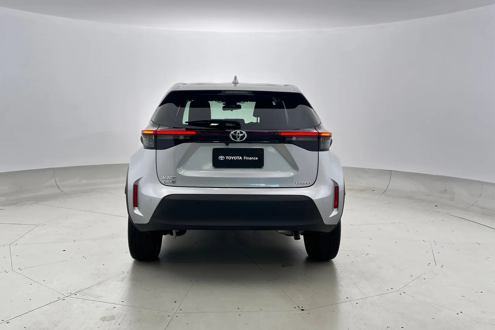 2022 Toyota Yaris Cross Gallery Image 3