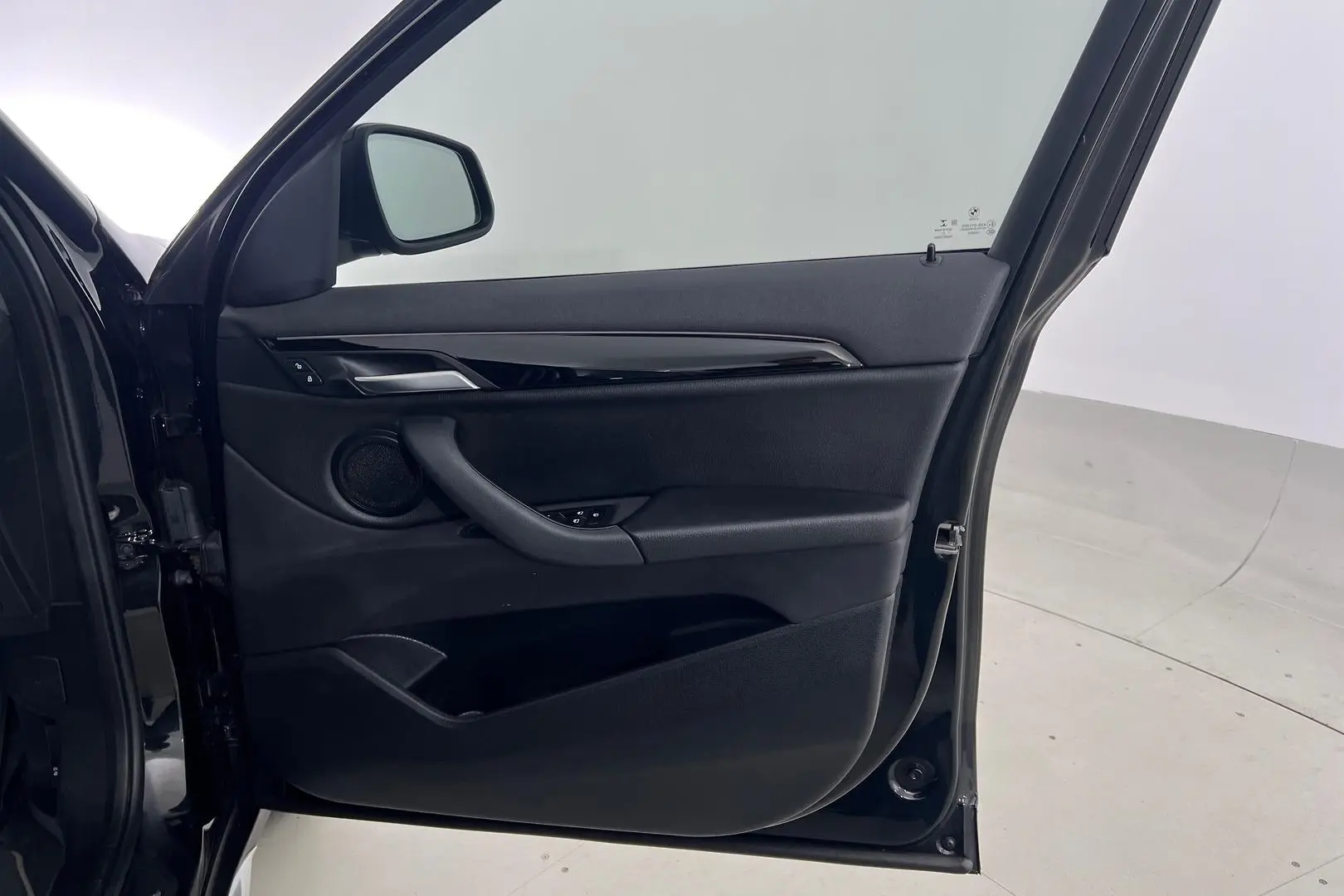 2021 BMW X1 Gallery Image 10