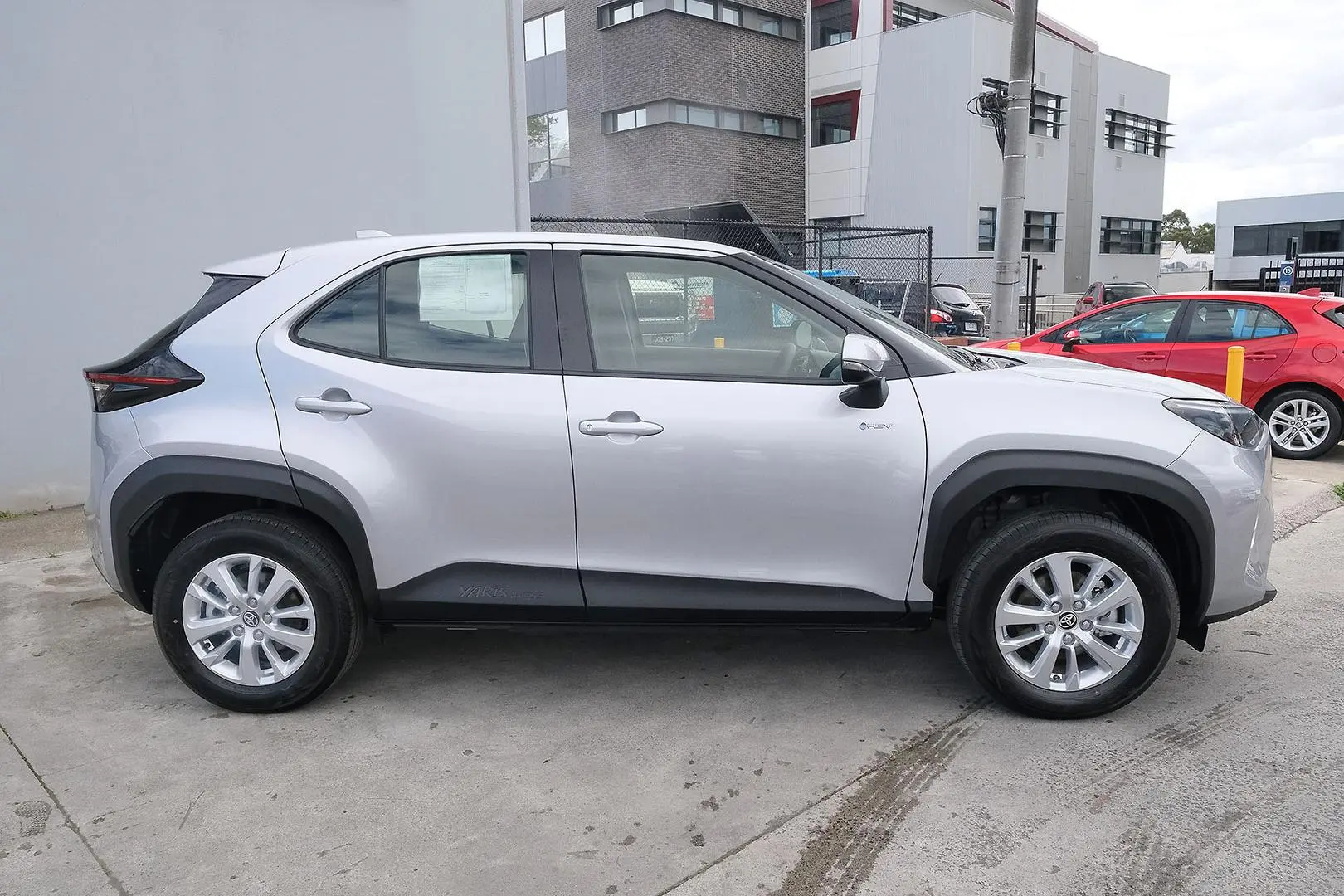 2024 Toyota Yaris Cross Gallery Image 5