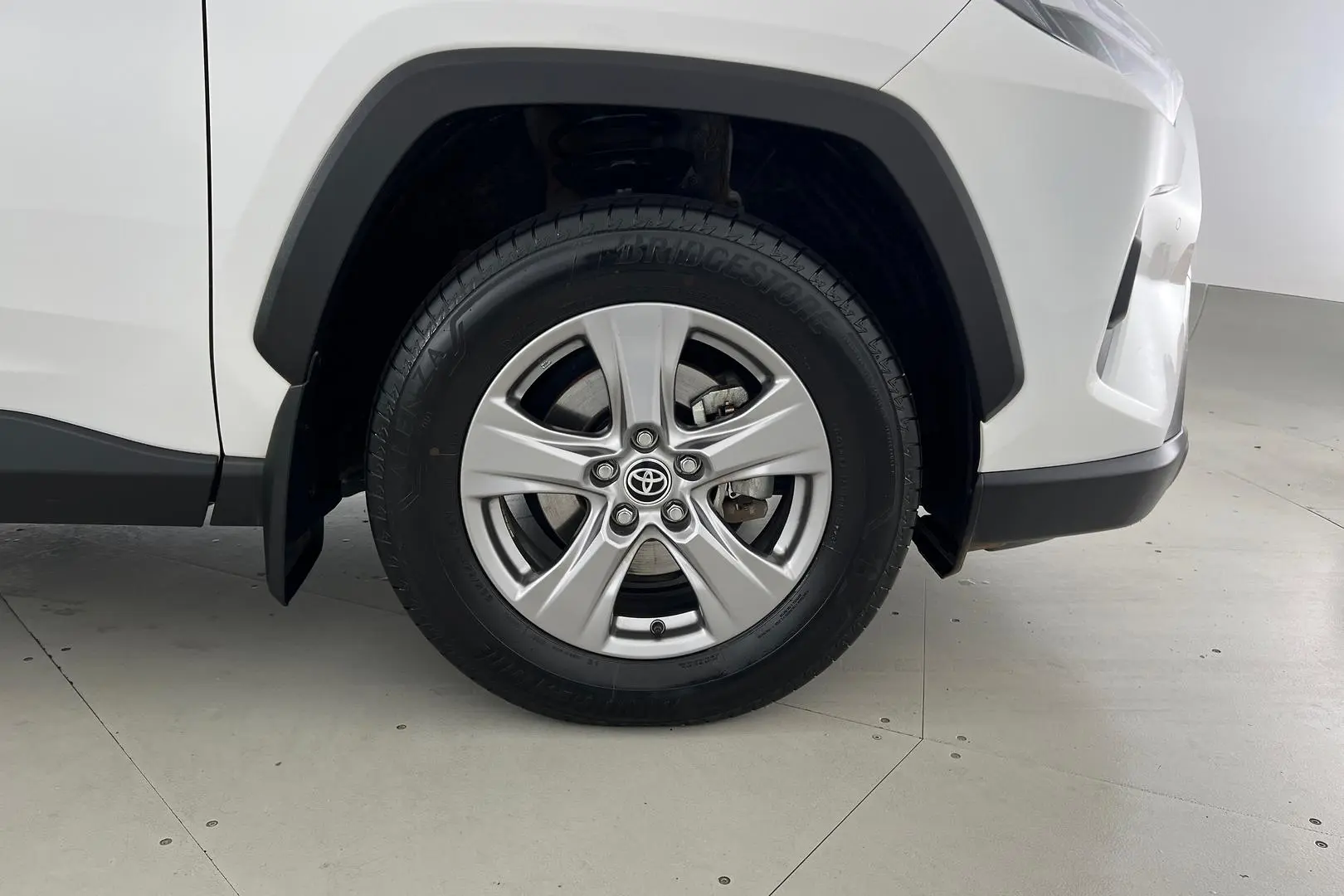 2023 Toyota RAV4 Gallery Image 10