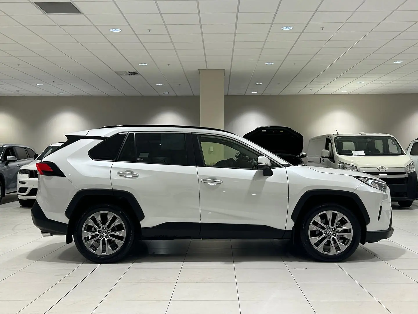 2024 Toyota RAV4 Gallery Image 2