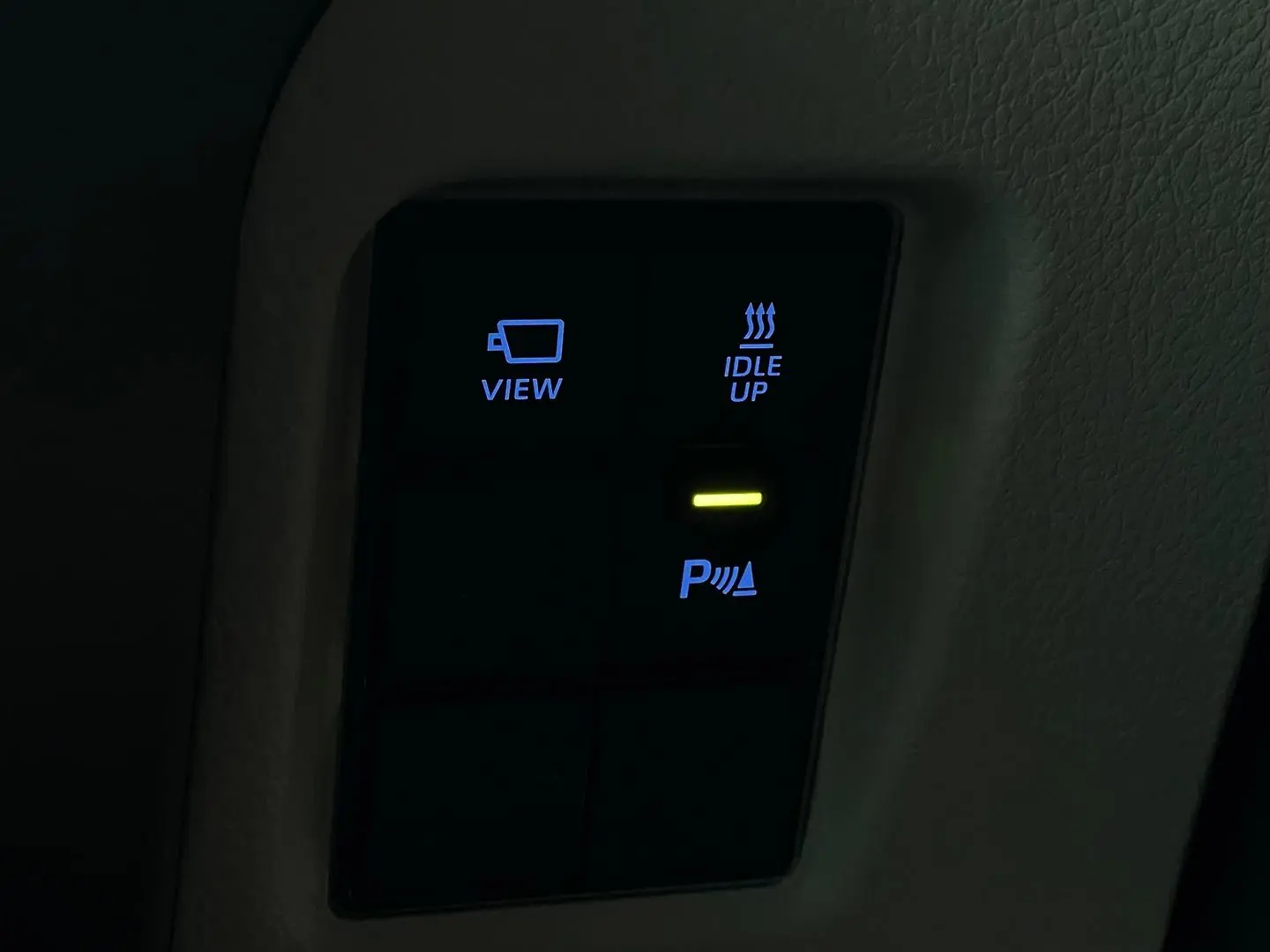 2023 Toyota Landcruiser Prado Gallery Image 28
