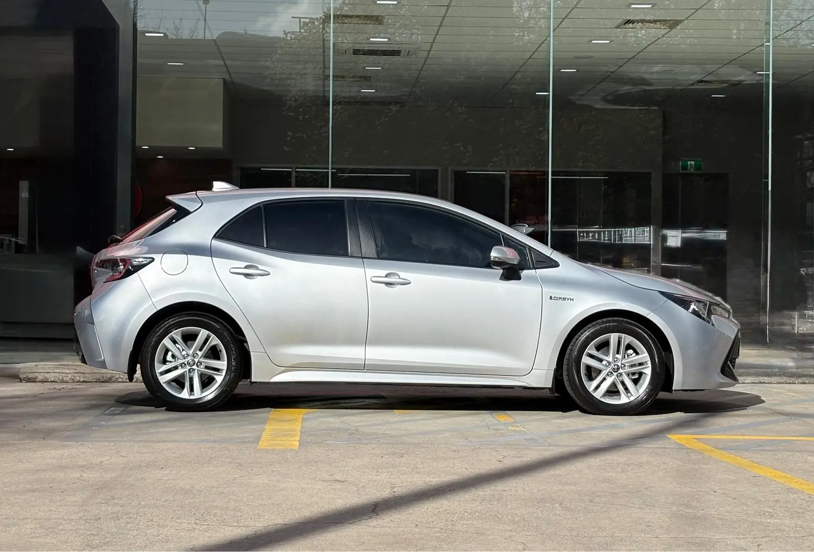 2022 Toyota Corolla Gallery Image 2