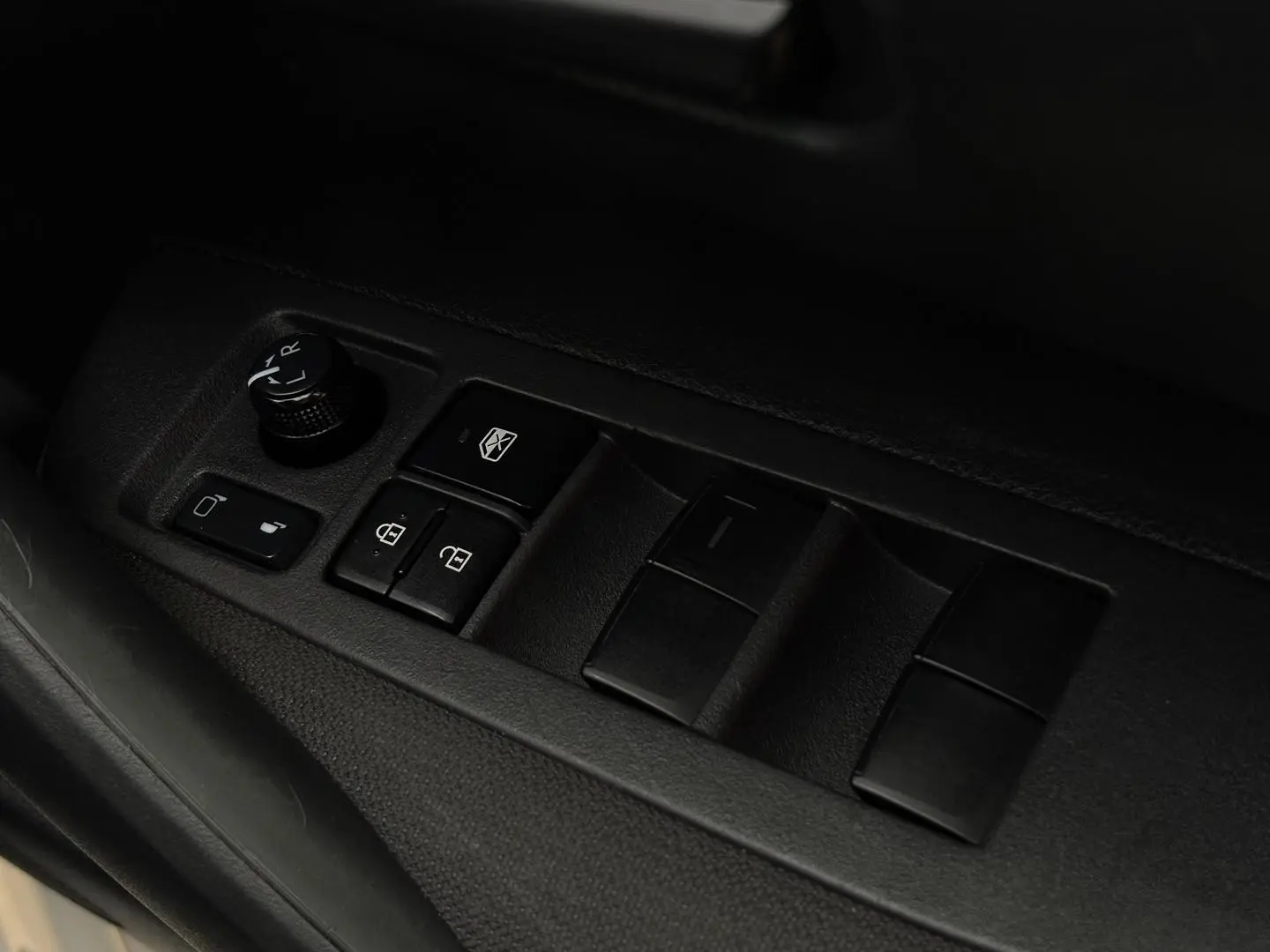 2018 Toyota Corolla Gallery Image 23