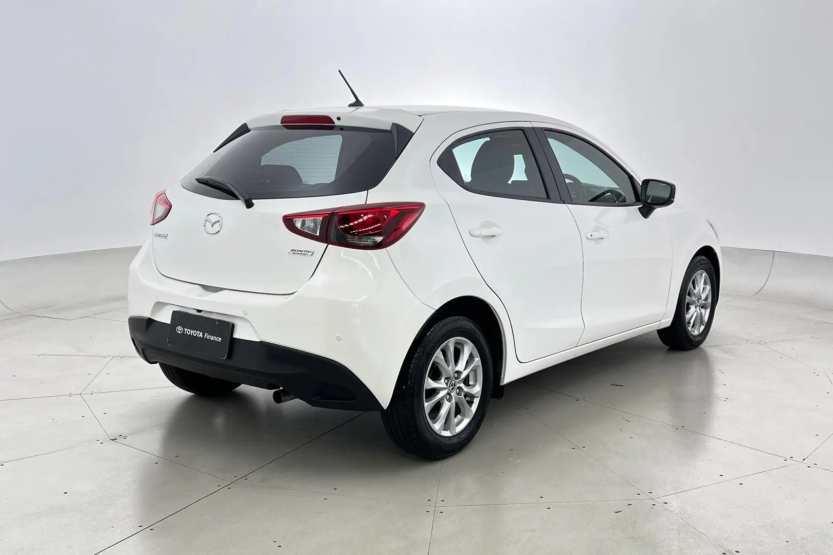 2018 Mazda 2 Gallery Image 5