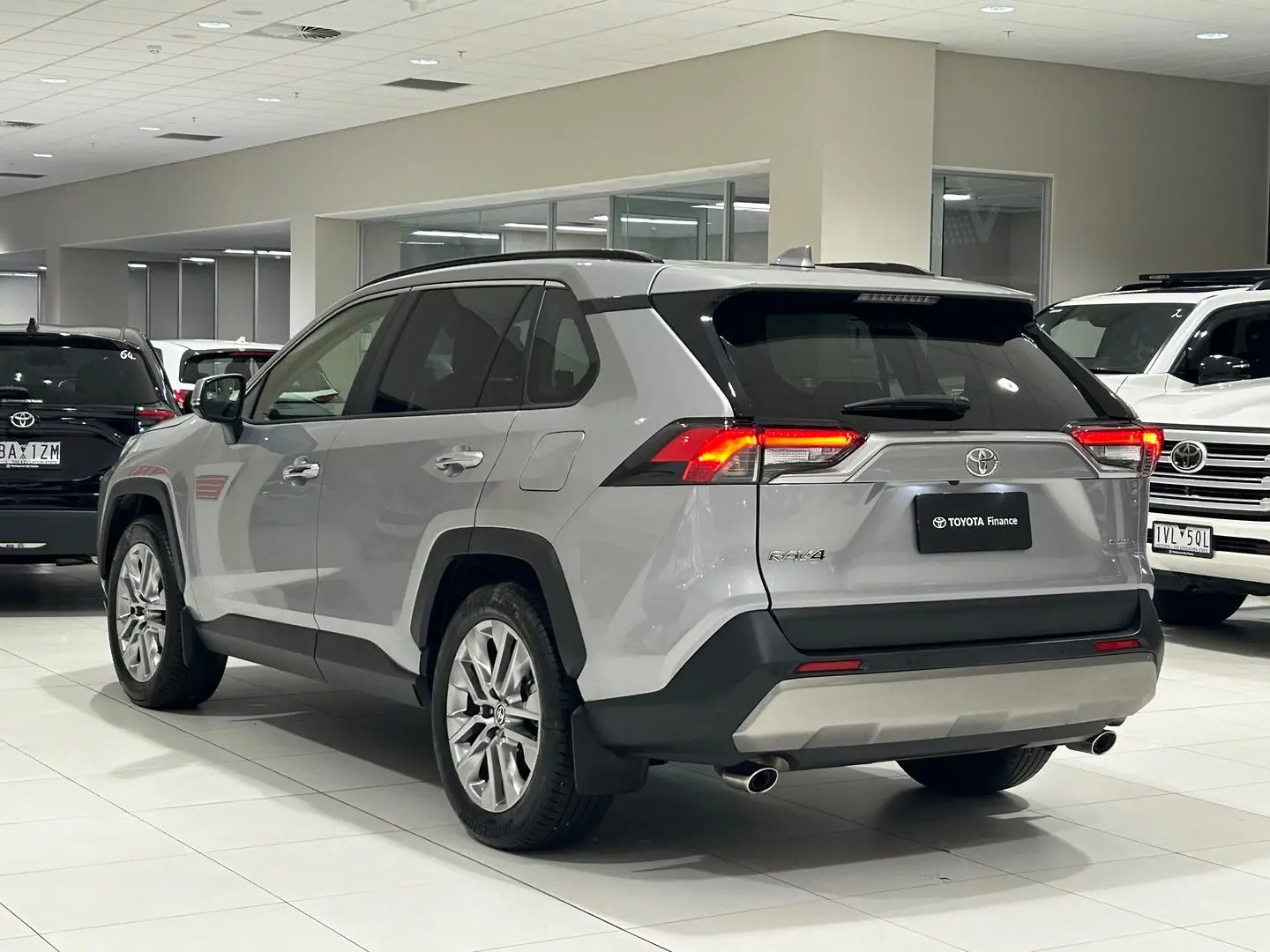 2024 Toyota RAV4 Gallery Image 8